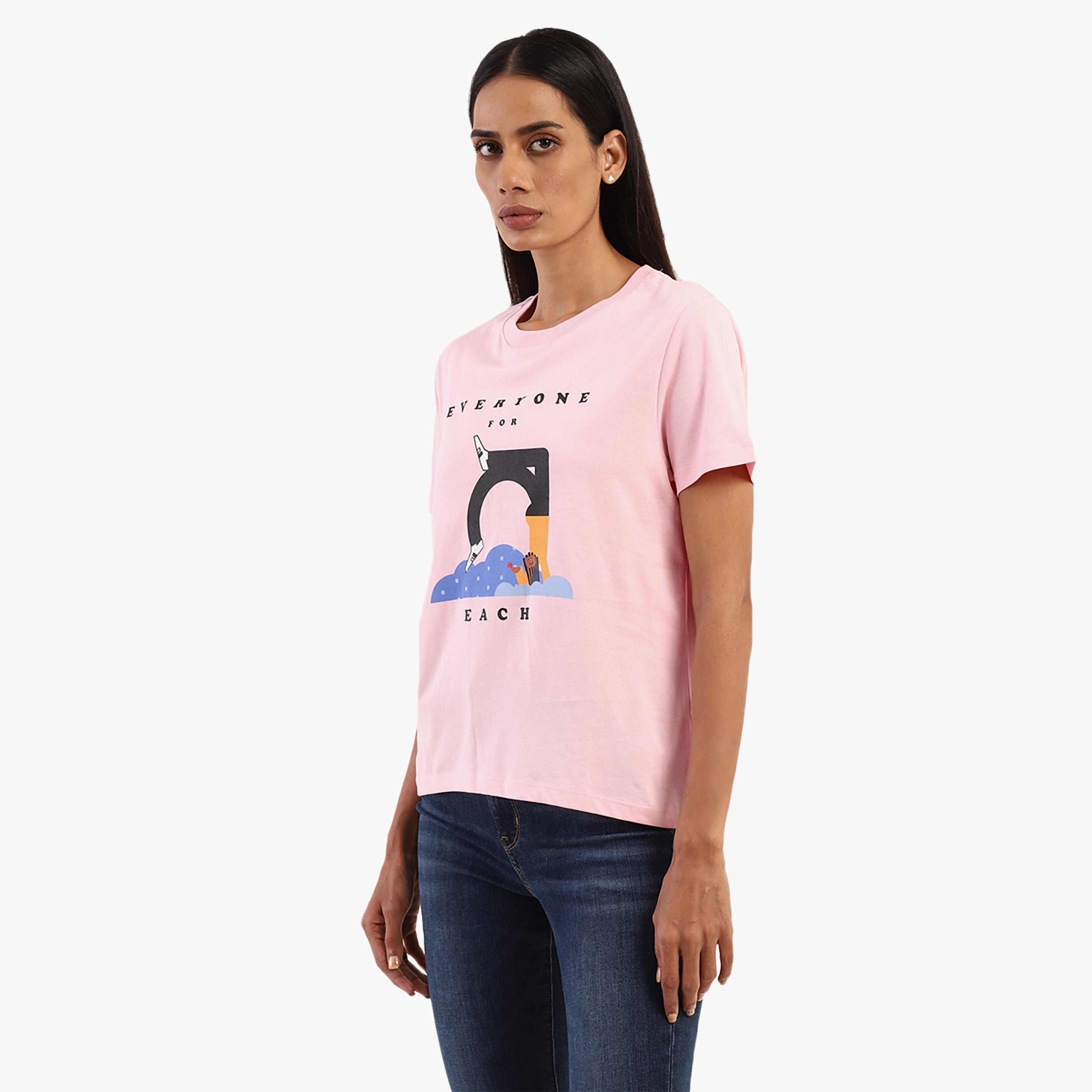 Levi's Graphic Crew Neck Short Sleeves Women's T-Shirt-women-clothing-tshirts-image-2