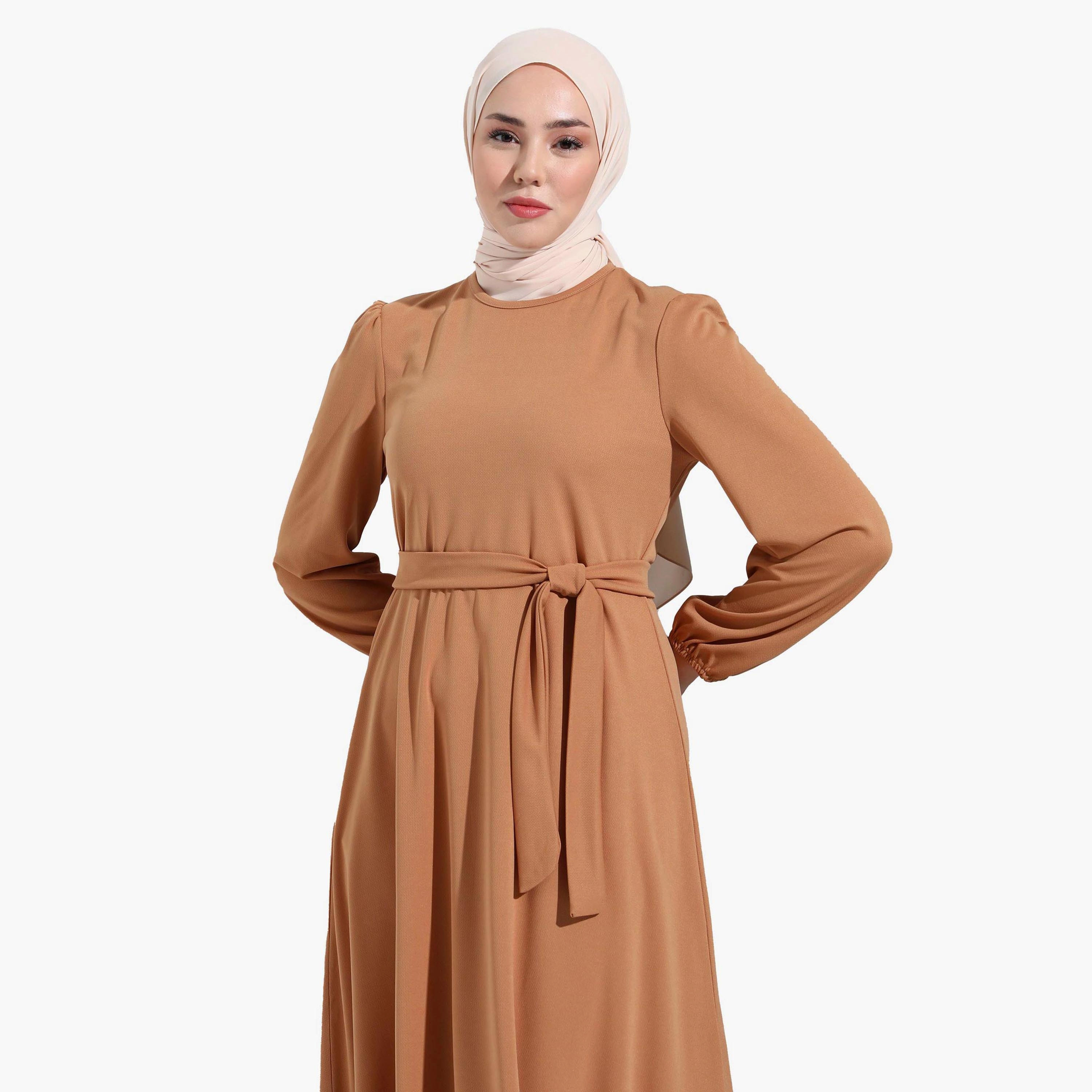 فستان متواضع عادية برقبة دائرية عادي وحزام ربطة من مودانيشا-women-clothing-dresses-image-3