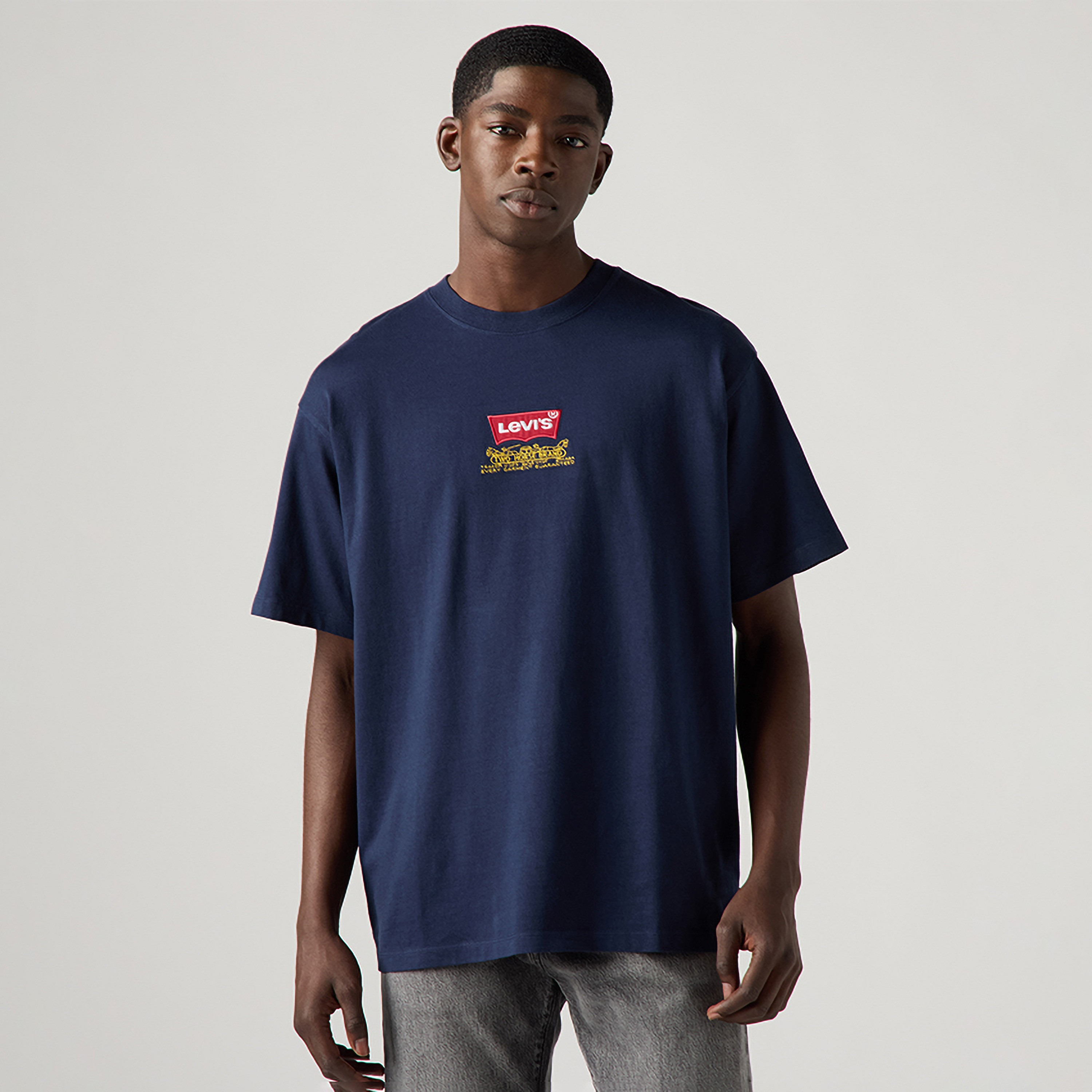 تي شيرت رجالي من لي فايس، برقبة دائرية ورسمة-men-clothing-tshirtsandpolos-tshirts-image-2