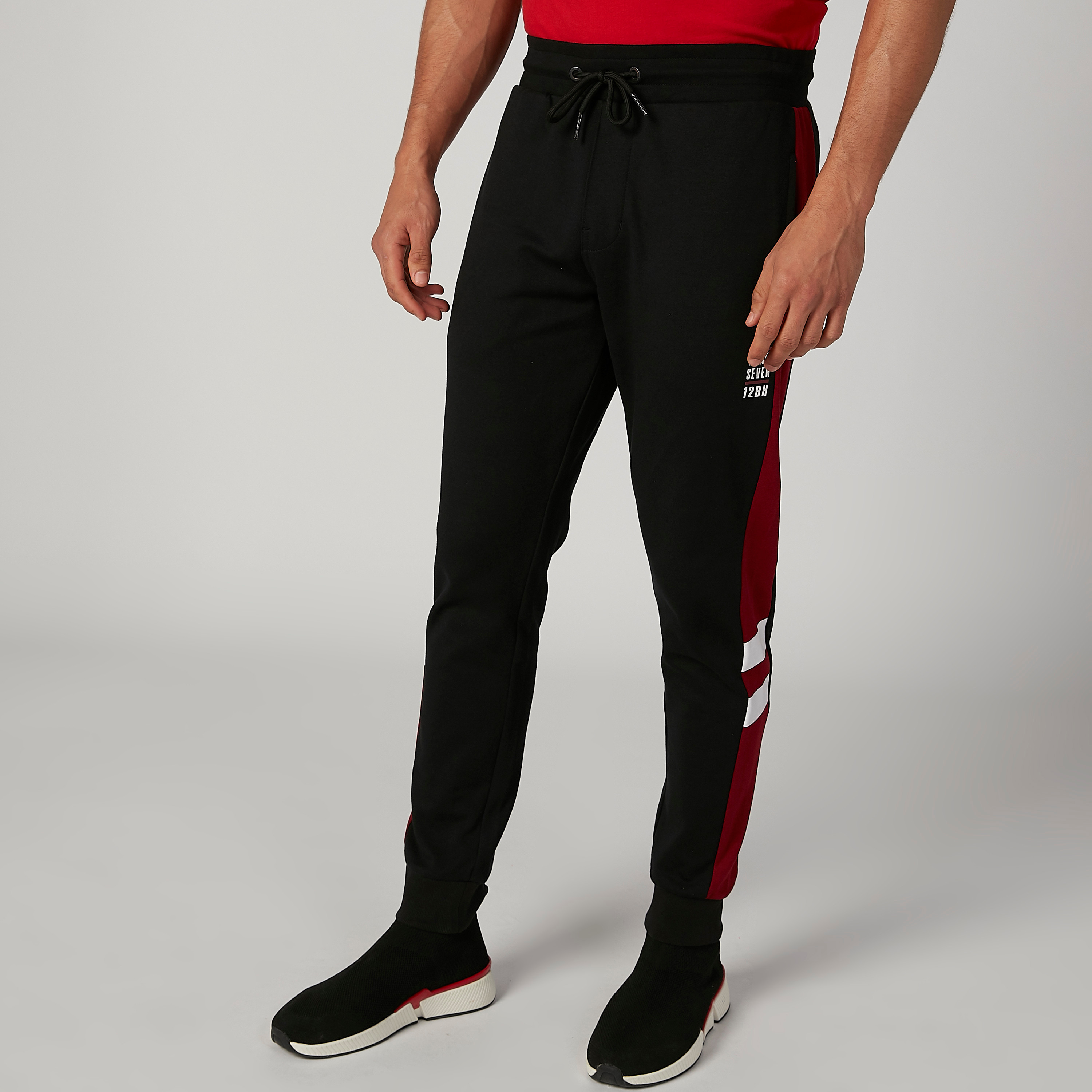 Buy Being Human Men Brick Red Cargo Trousers - Trousers for Men 209426 |  Myntra