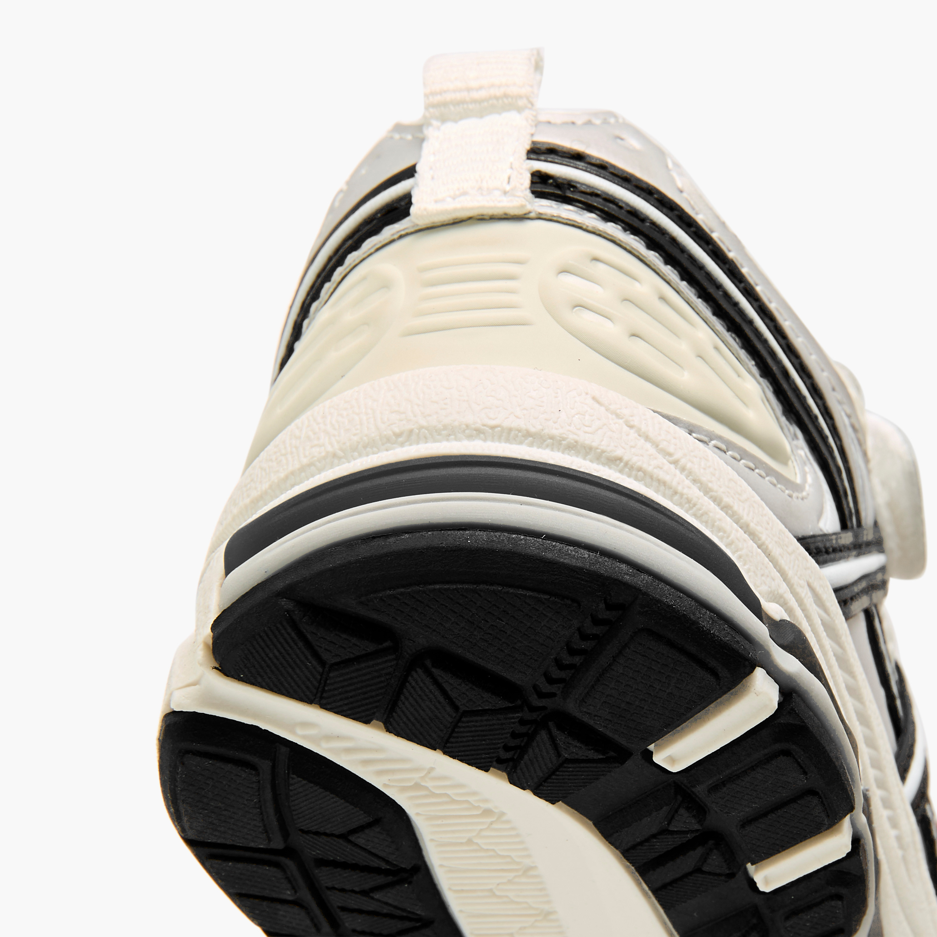 Juniors Panelled Sneakers with Hook and Loop Closure-girls-shoes-sneakers-image-5