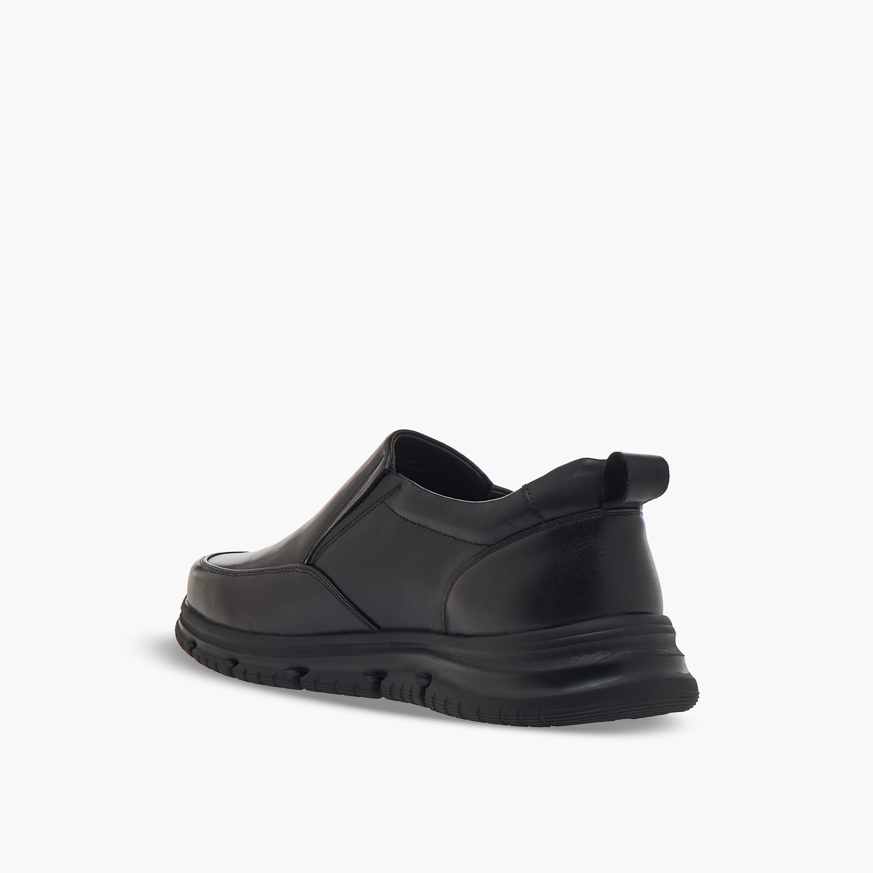 Le Confort Men Slip-On Leather Loafers-men-shoes-formalshoes-image-5