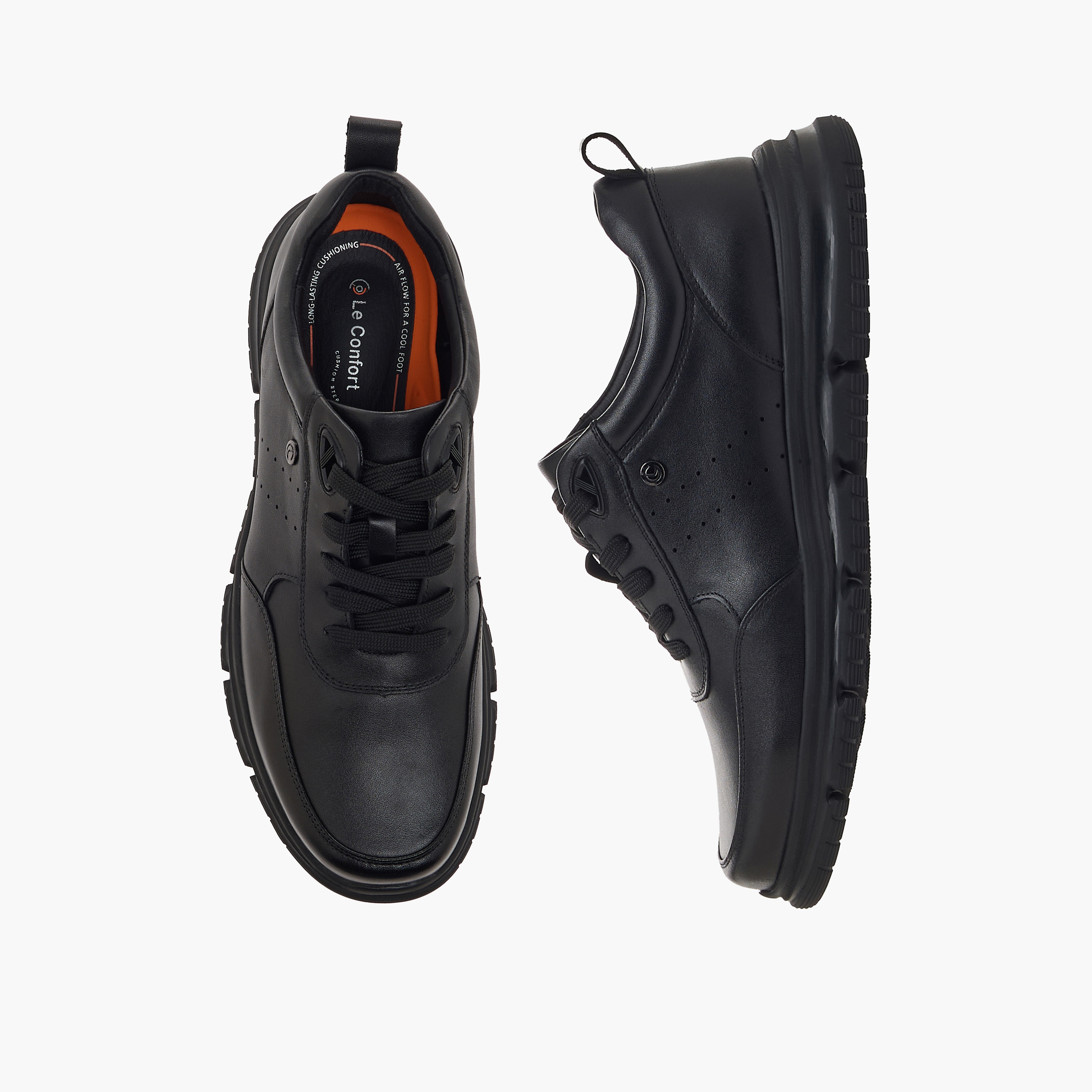 حذاء سنيكرز جلد بطول الكاحل ورباط إغلاق للرجال من لو كونفورت-men-shoes-sneakers-image-1