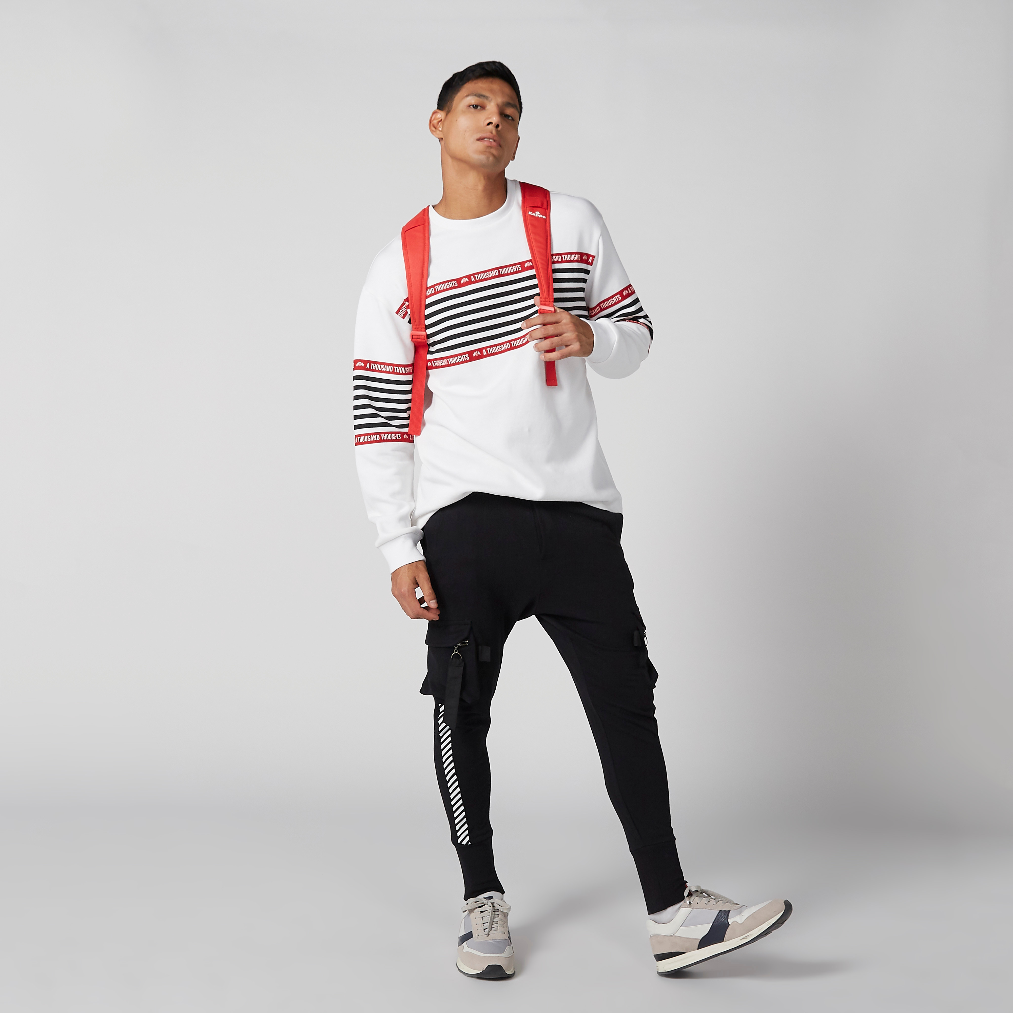 بنطال رياضي طويل مع سلسلة مفاتيح-men-clothing-bottoms-joggers-image-2