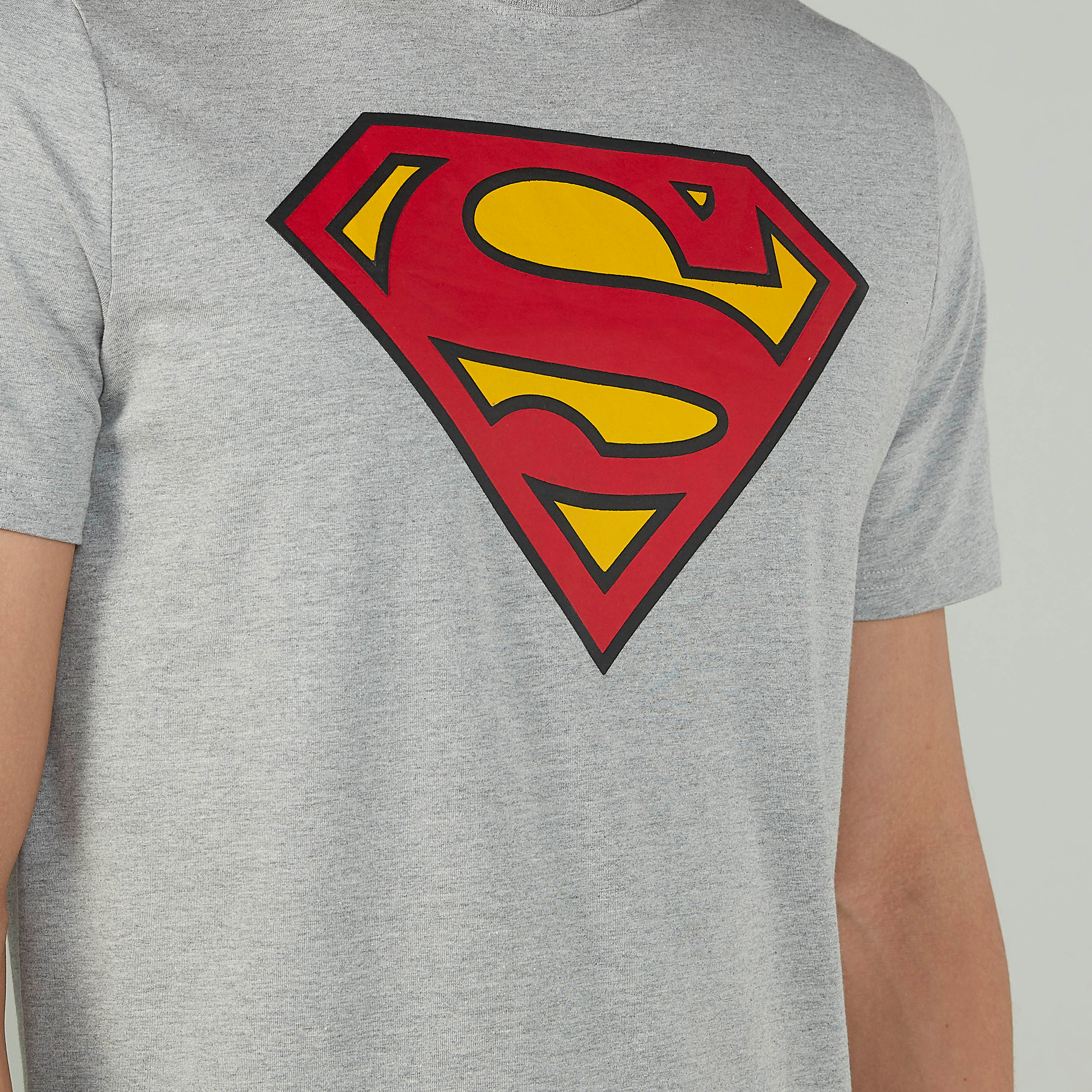 Superman t shirt slim hot sale fit