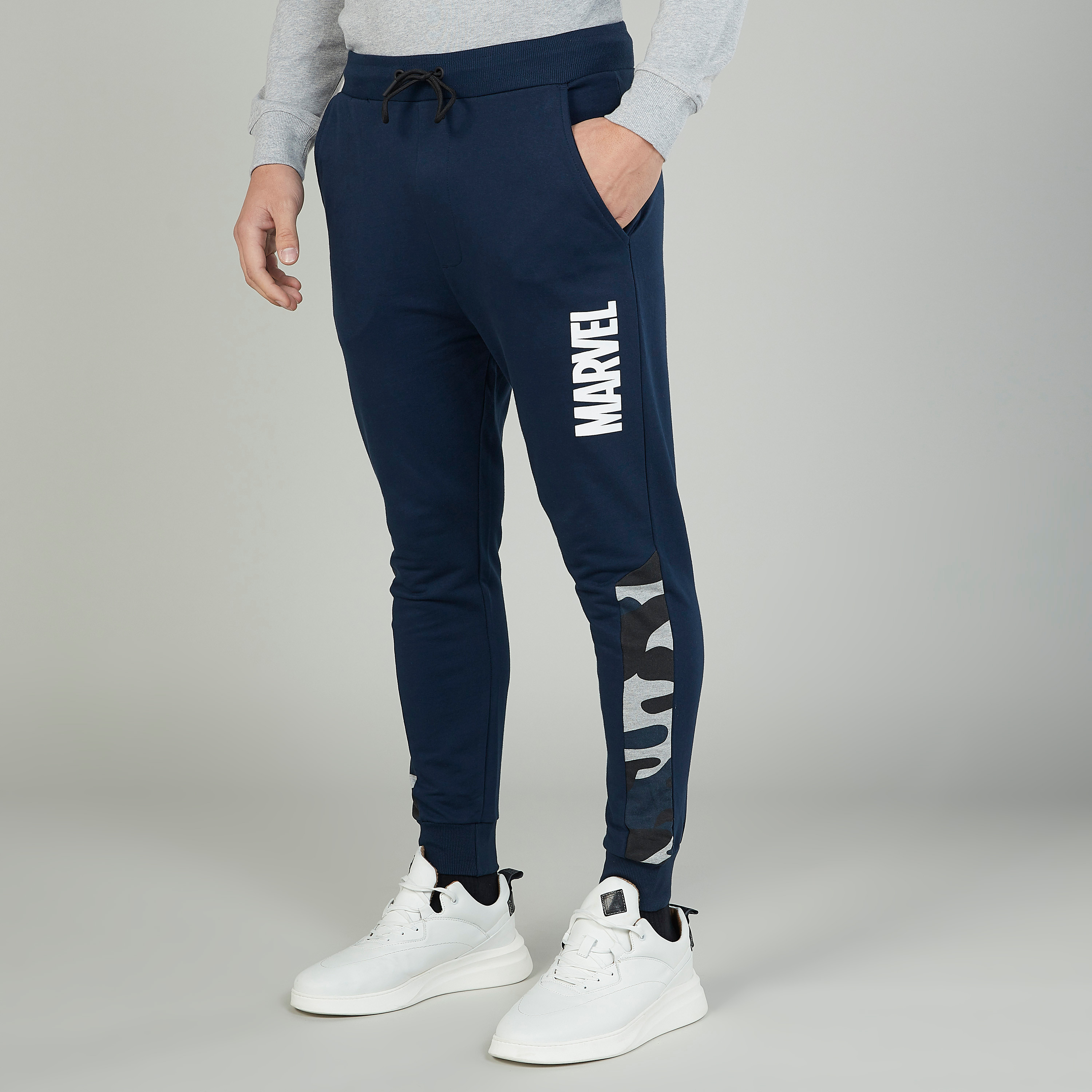 Marvel discount joggers mens