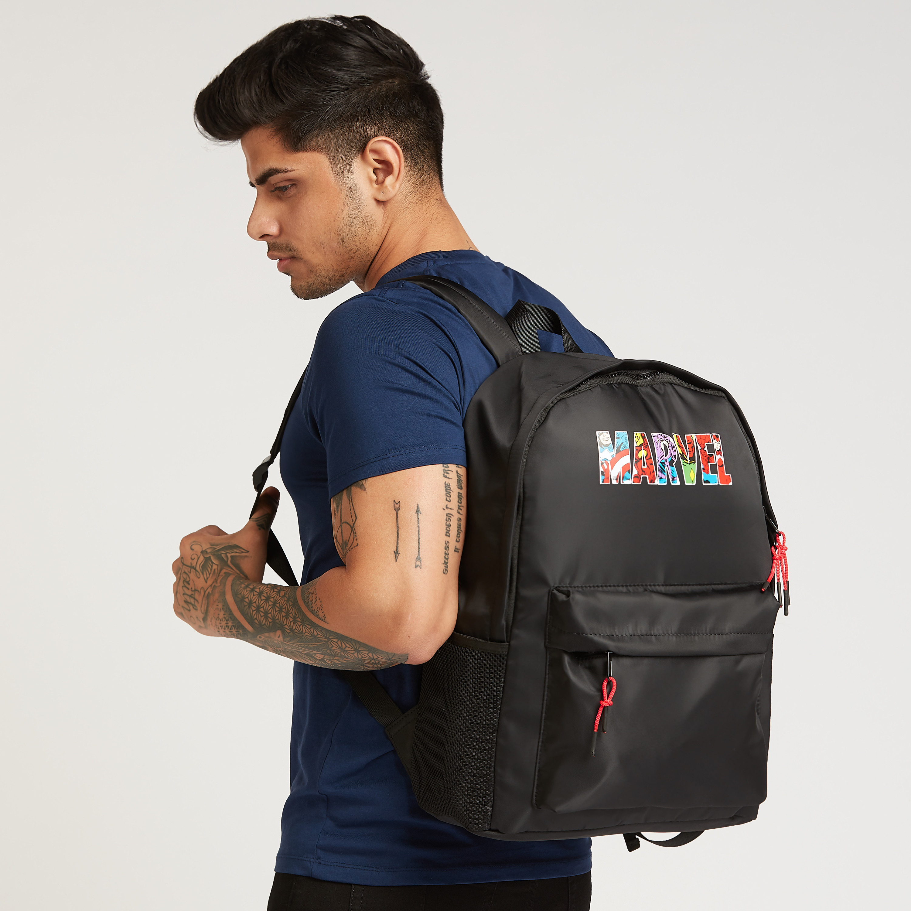 شنطة ظهر بطبعات مارفل وحمّالات كتف قابلة للتعديل ومقبض علوي-men-bags-image-2