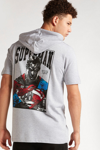 Sustainable Superman Print T-shirt with Short Sleeves and Hood