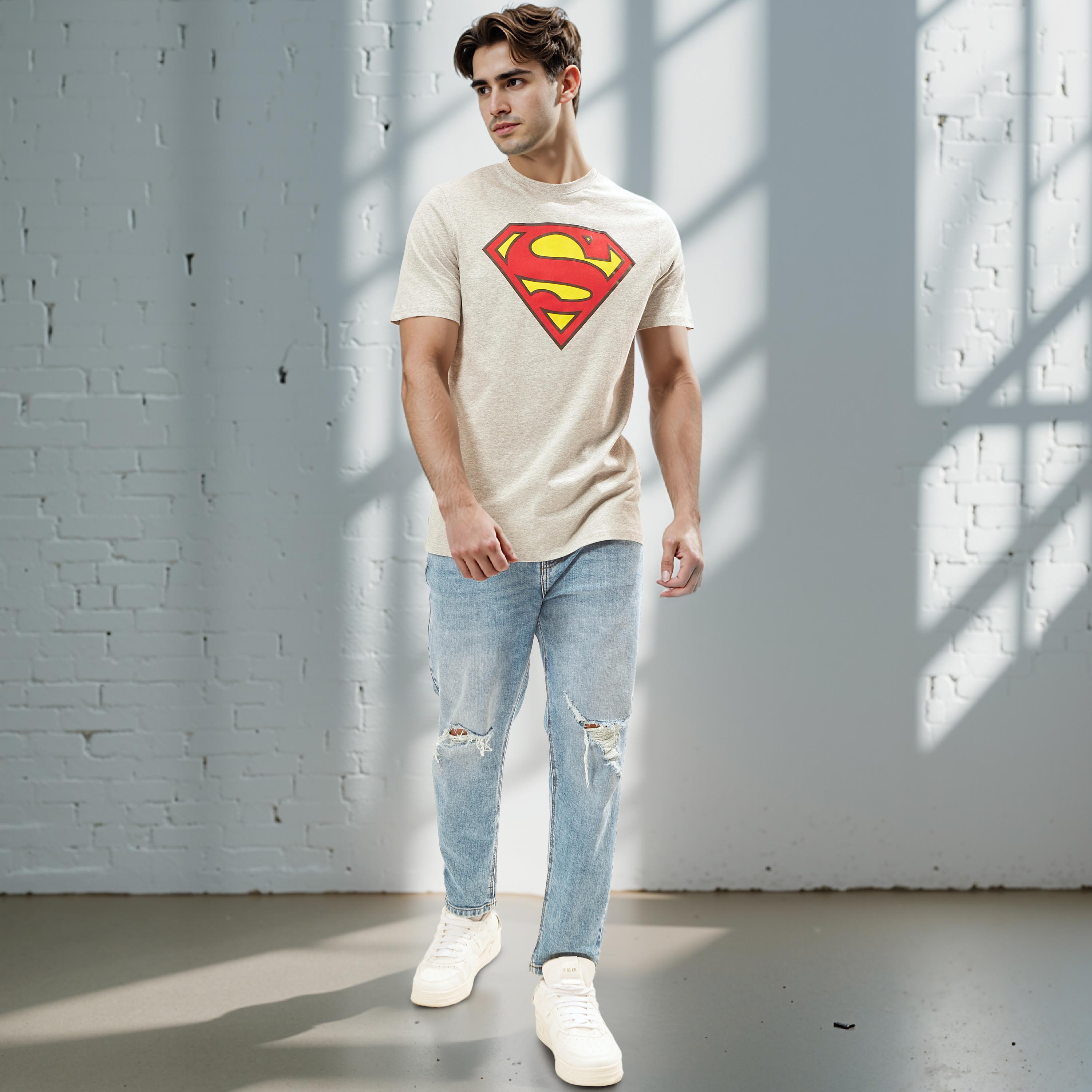 Slim Fit Superman Logo Print Crew Neck T-shirt with Short Sleeves-men-clothing-tshirtsandpolos-tshirts-image-2