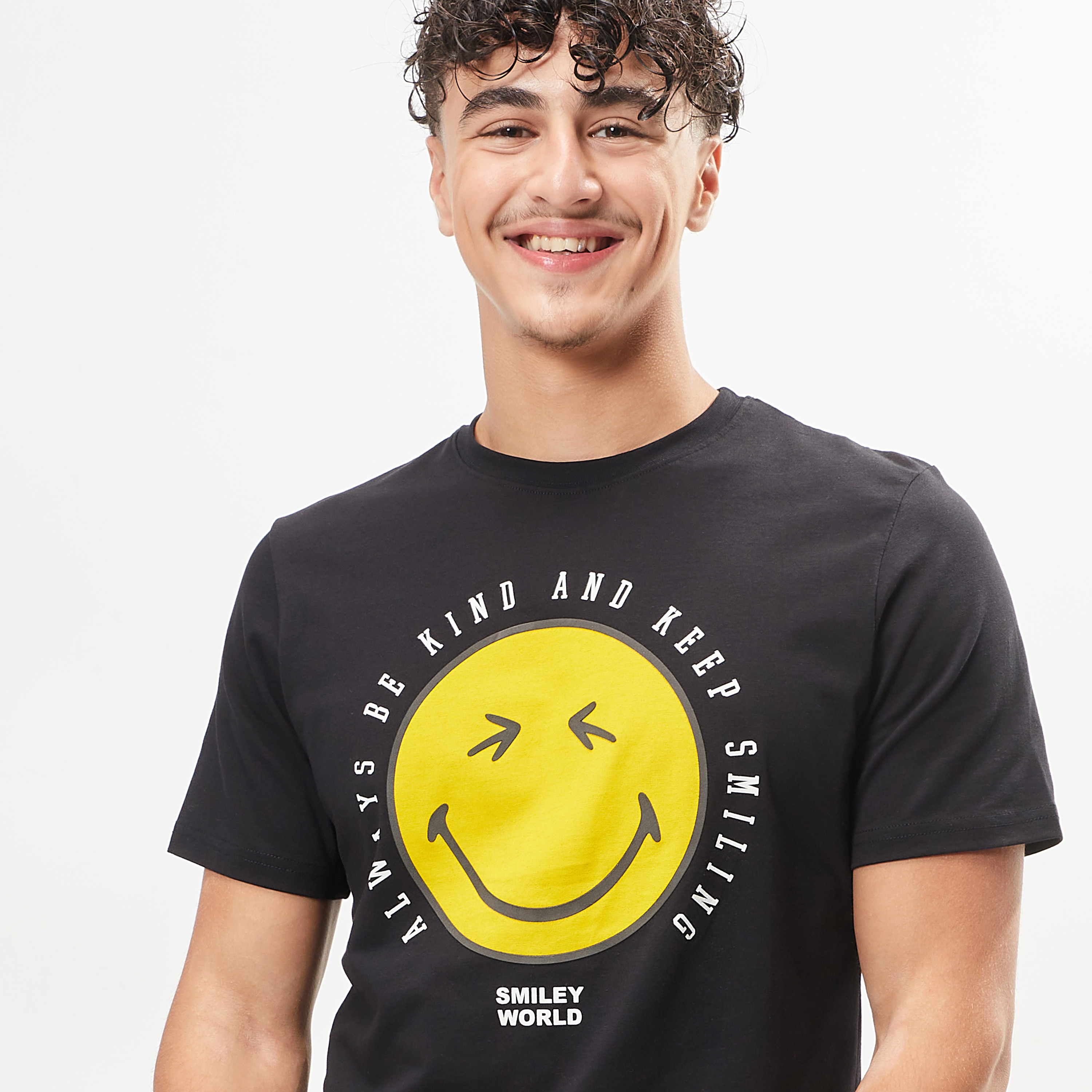 T shirt sales smile