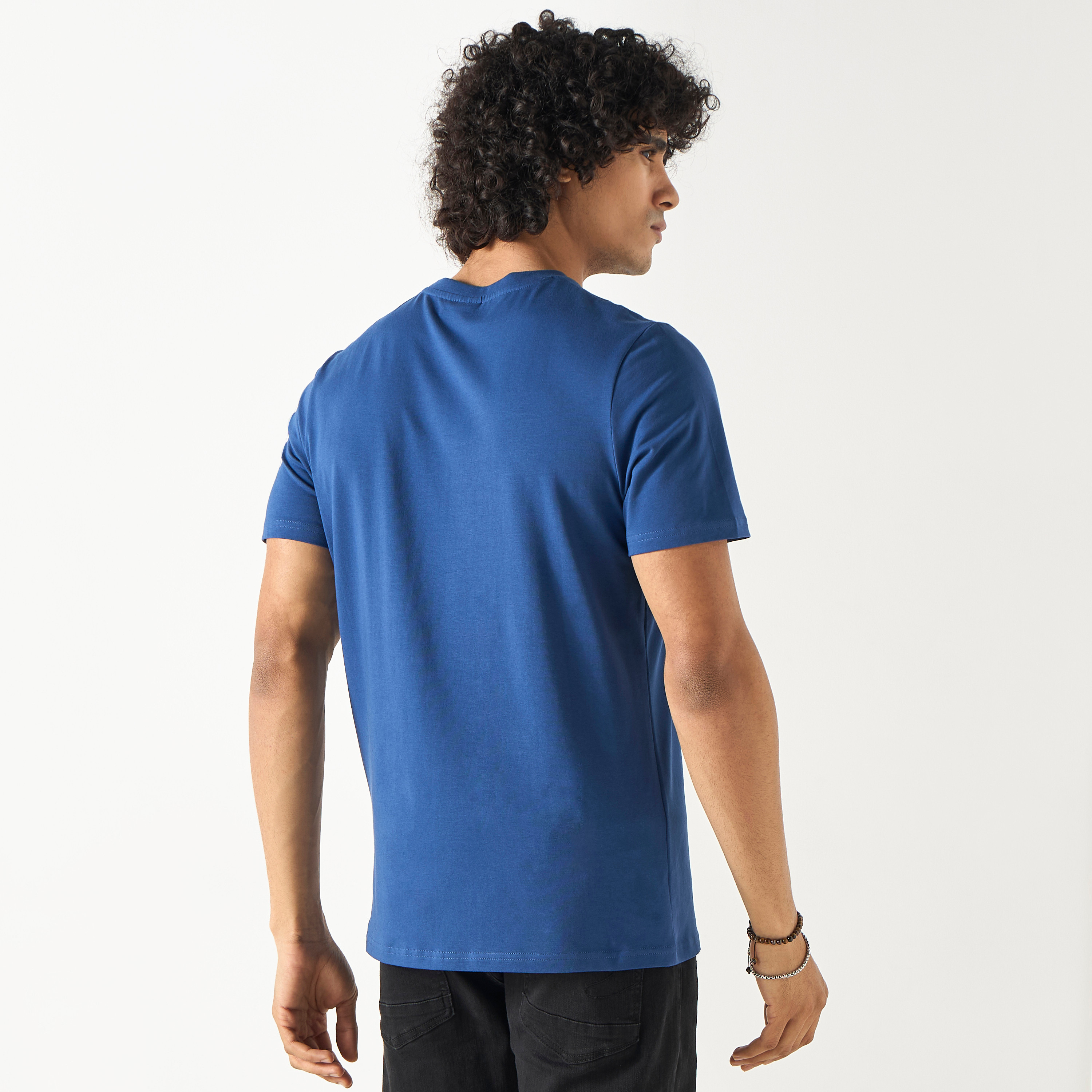 تيشيرت بياقة ضيّقة وأكمام قصيرة وطبعات نيو انجلاند باتريوتس-men-clothing-tshirtsandpolos-tshirts-image-3