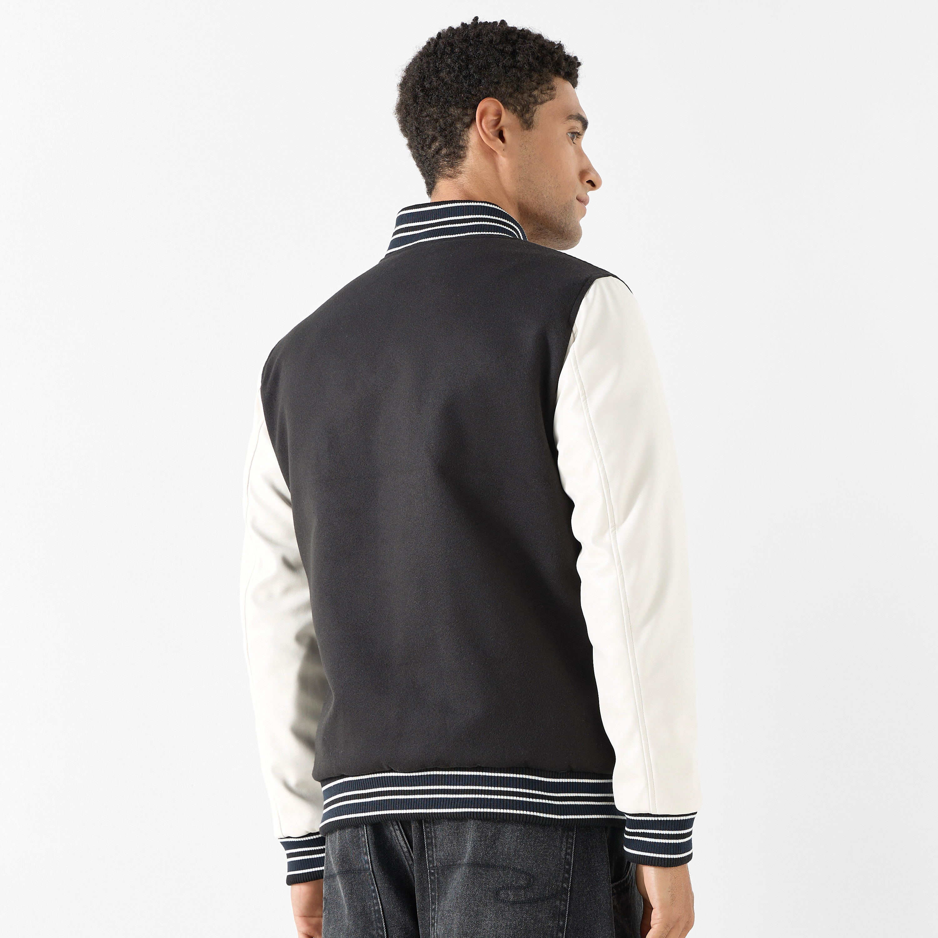 The Las Vegas Raiders Logo Detail Bomber Jacket with Pockets and Long Sleeves-men-clothing-jacketsandblazers-jackets-image-3