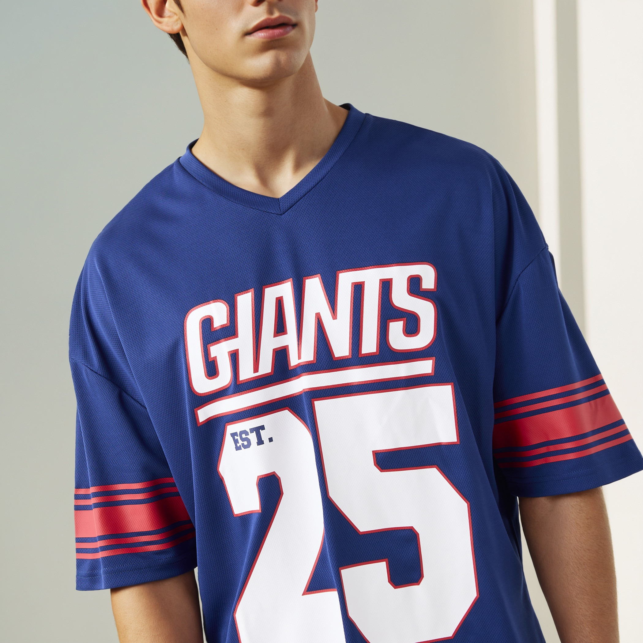 Giants Print V-neck T-shirt with Short Sleeves-men-clothing-tshirtsandpolos-tshirts-image-4