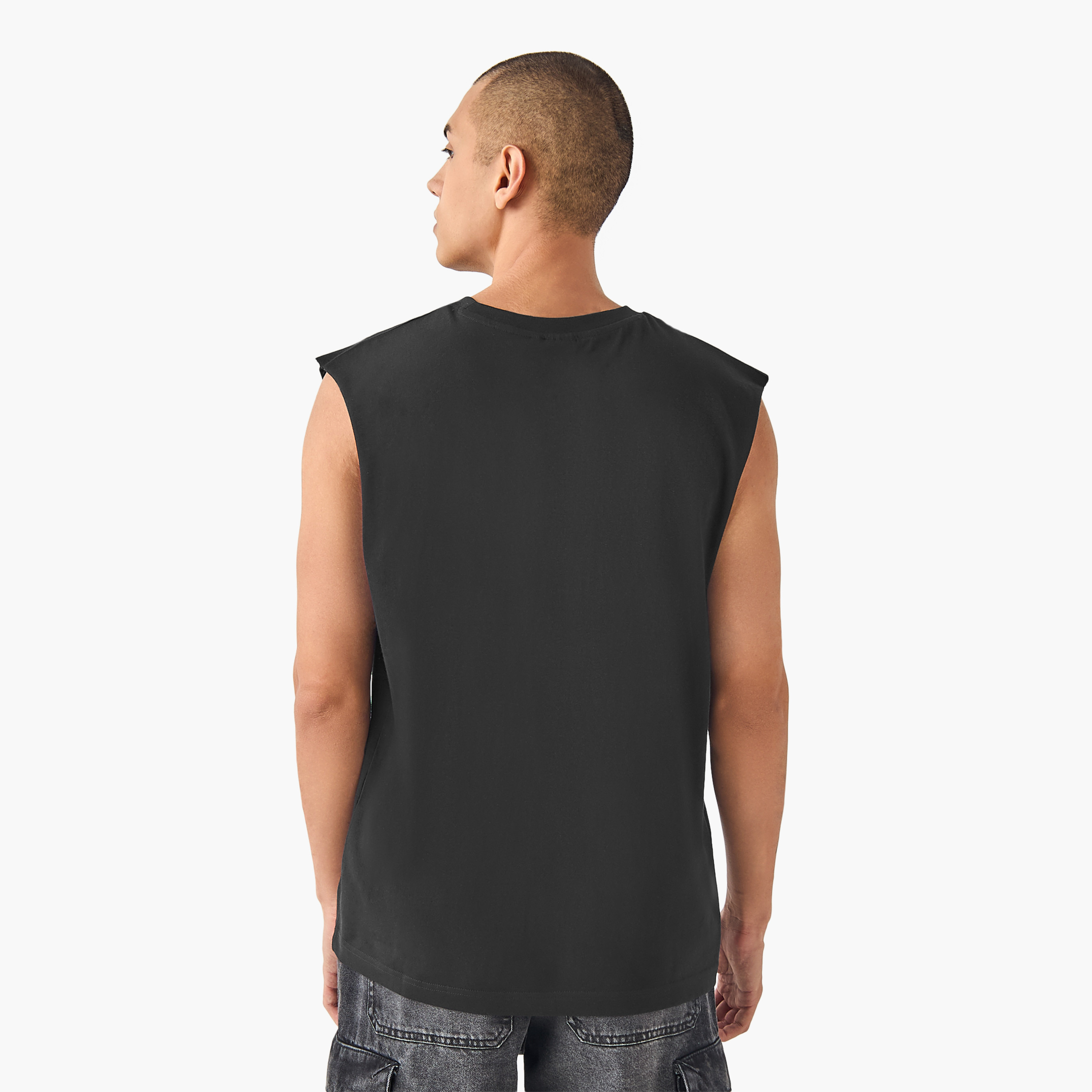 فيست سمايلي رجالي بدون أكمام بياقة دائرية-men-clothing-tshirtsandpolos-vests-image-3