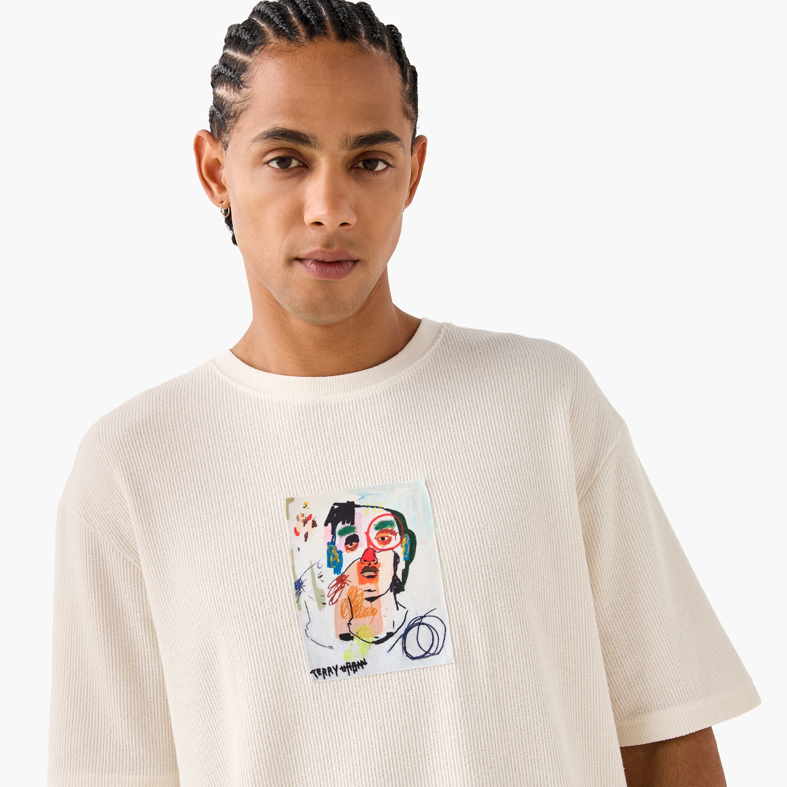 تيشيرت تيري أوربان رجالي بقصة مريحة ورقبة دائرية وأكمام قصيرة-men-clothing-tshirtsandpolos-tshirts-image-4
