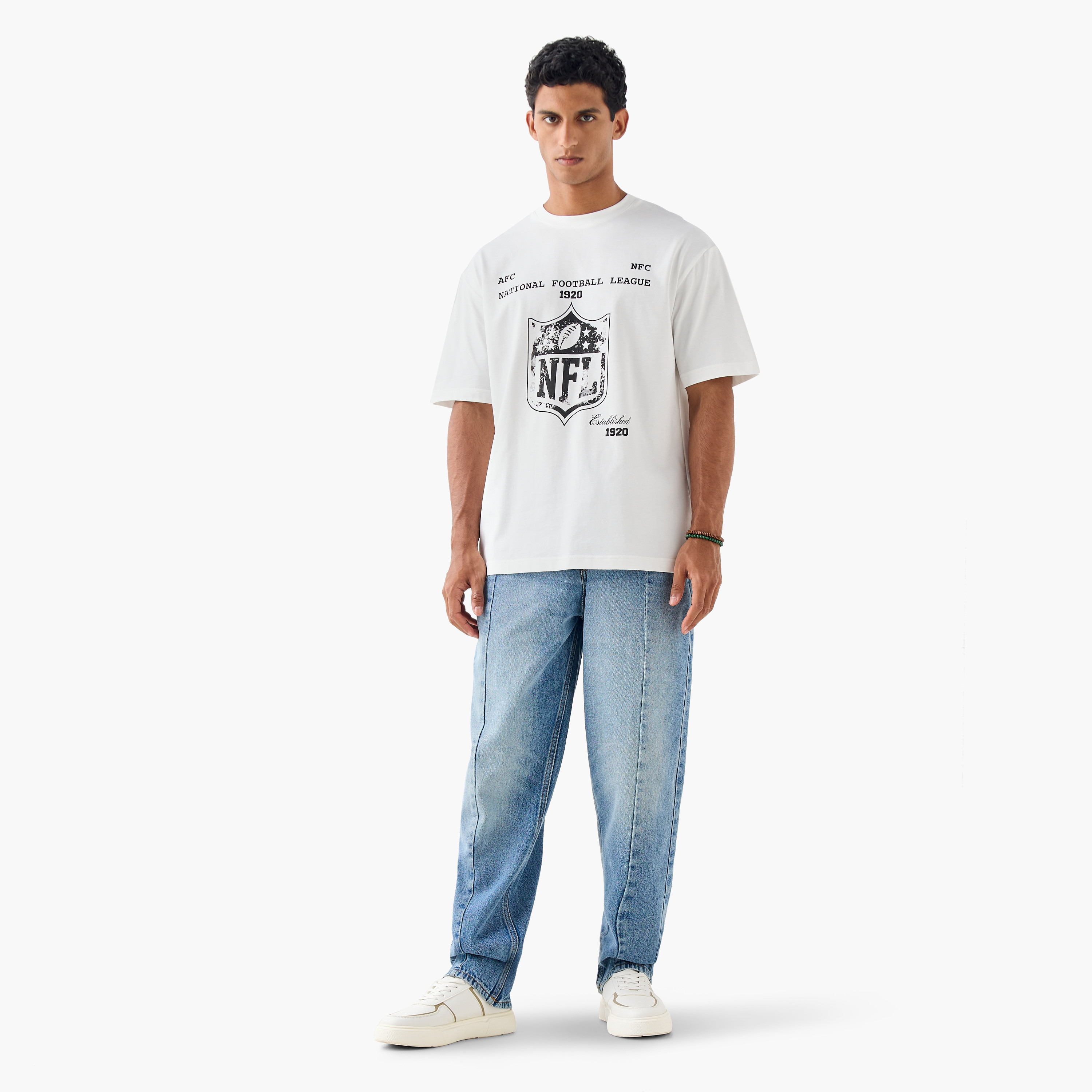 تيشيرت بقصة عادية وياقة ضيقة وأكمام قصيرة للرجال-men-clothing-tshirtsandpolos-tshirts-image-2