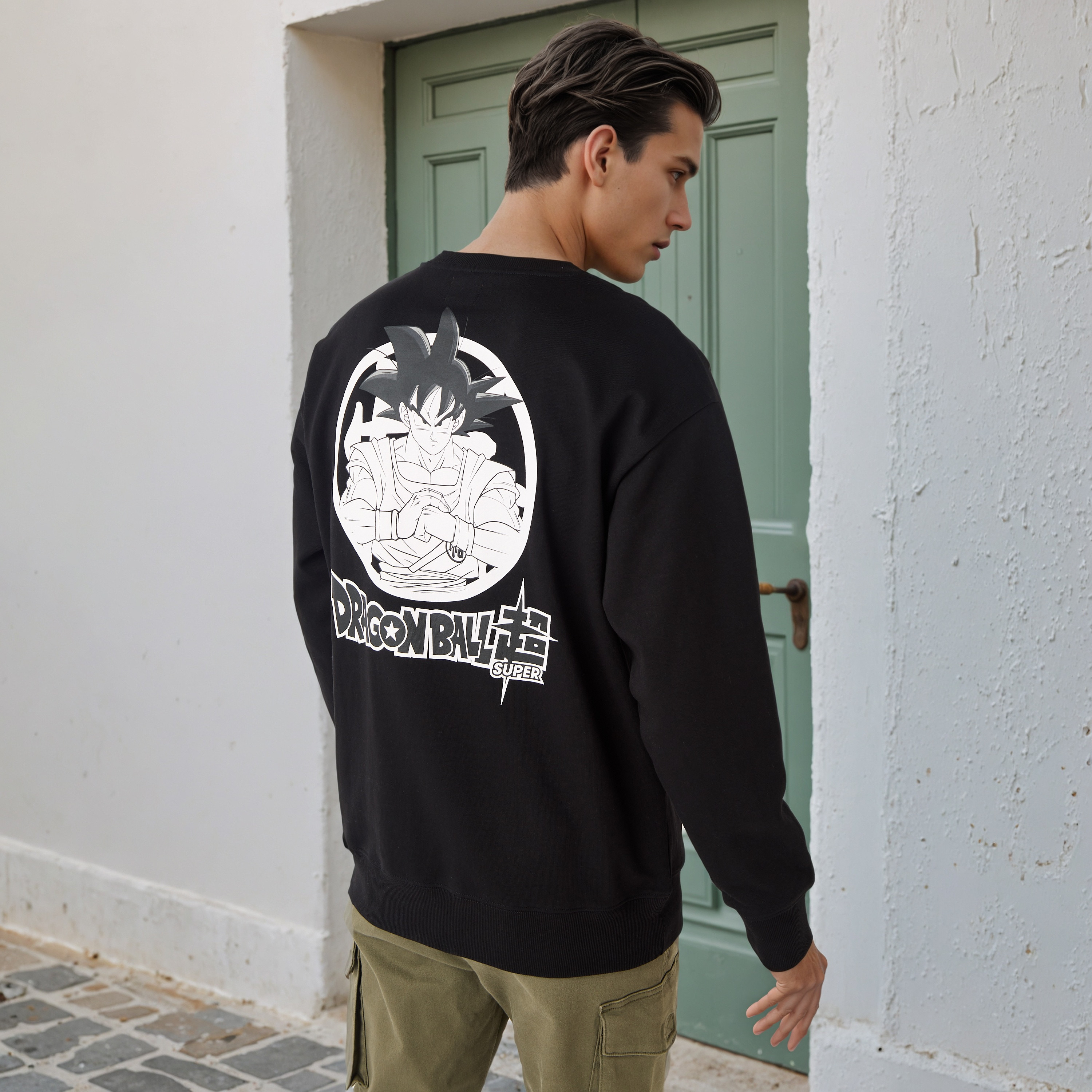 Dragon Ball Z Print Sweatshirt-men-winterwear-hoodiesandsweatshirts-image-1