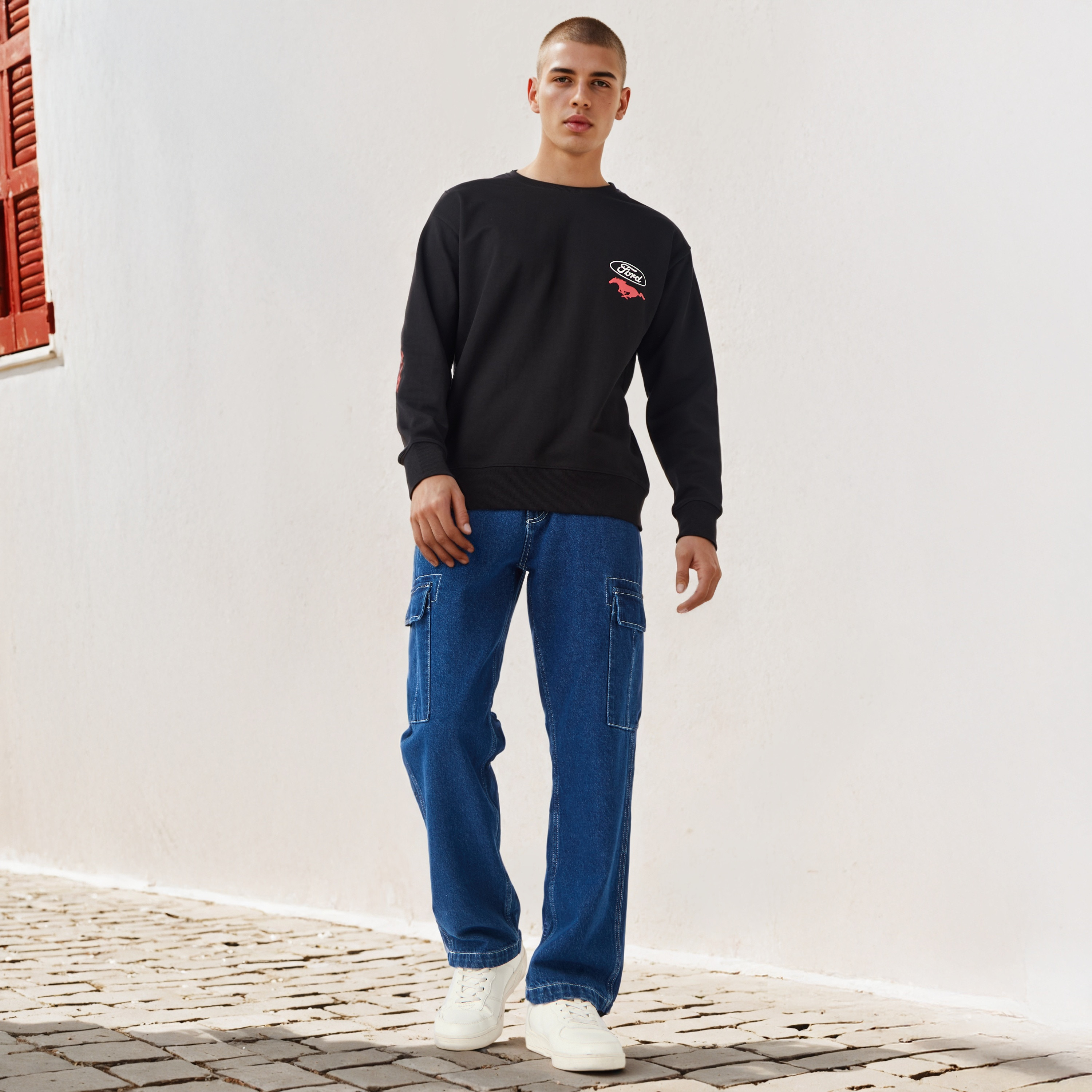 Ford Mustang Print Sweatshirt-men-winterwear-hoodiesandsweatshirts-image-2