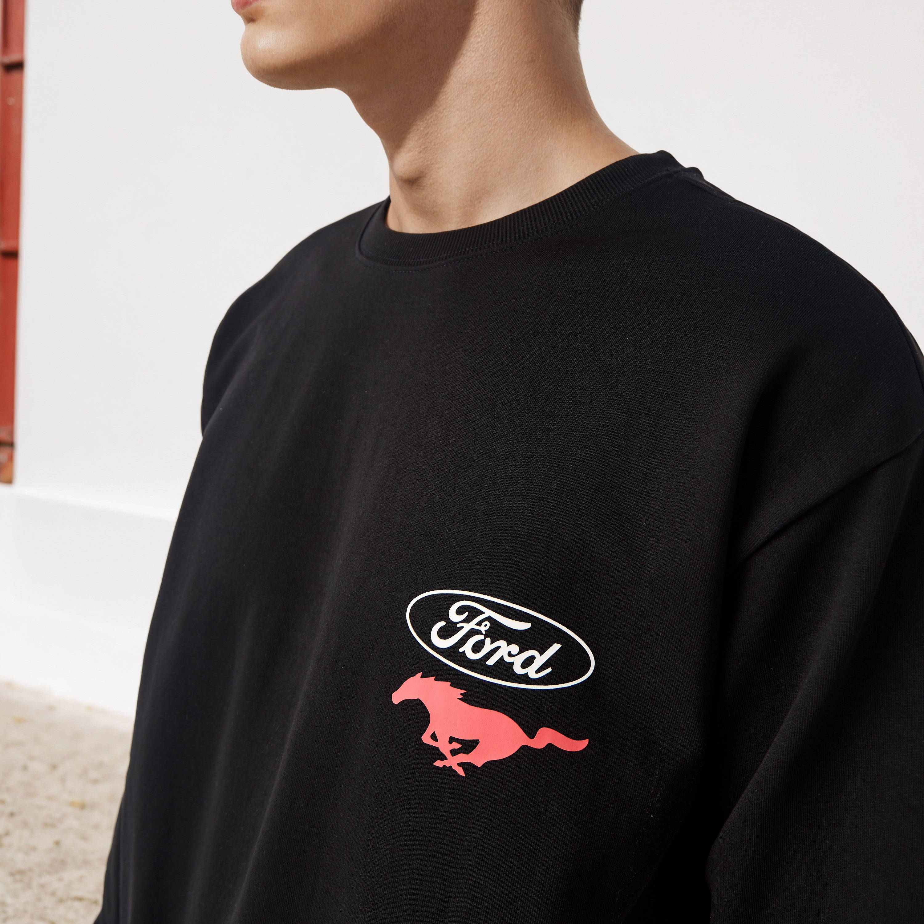 Ford Mustang Print Sweatshirt-men-winterwear-hoodiesandsweatshirts-image-4