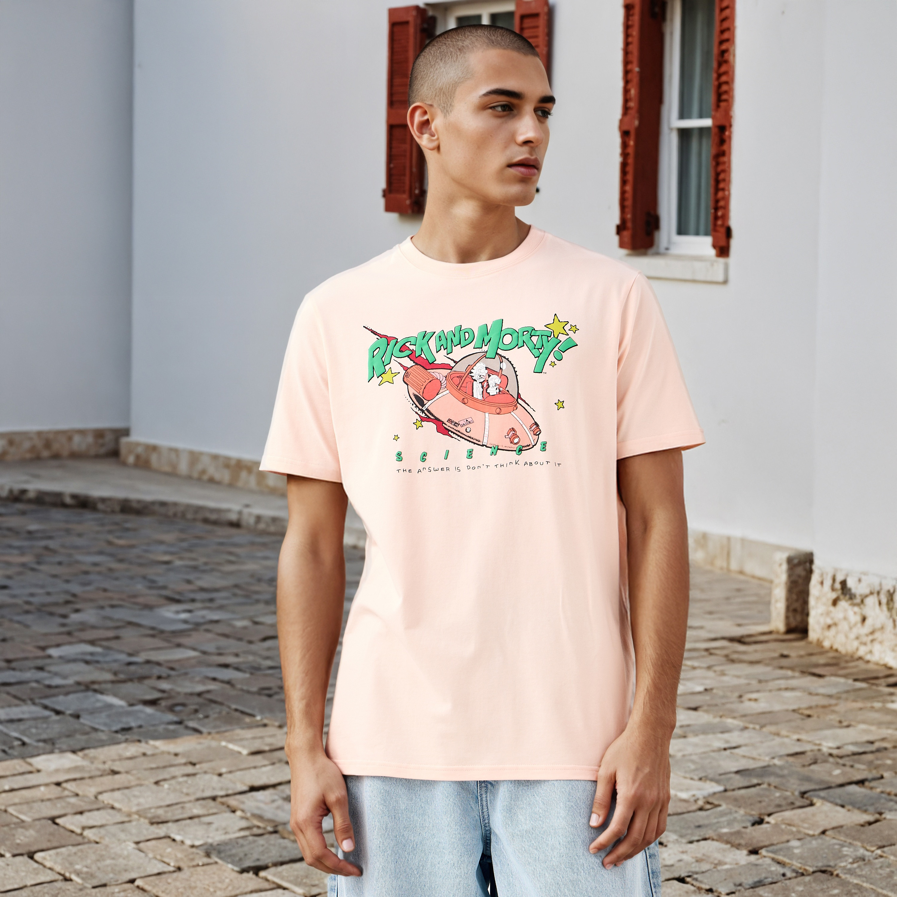 تيشيرت بقصة عادية وطبعات-men-clothing-tshirtsandpolos-tshirts-image-1