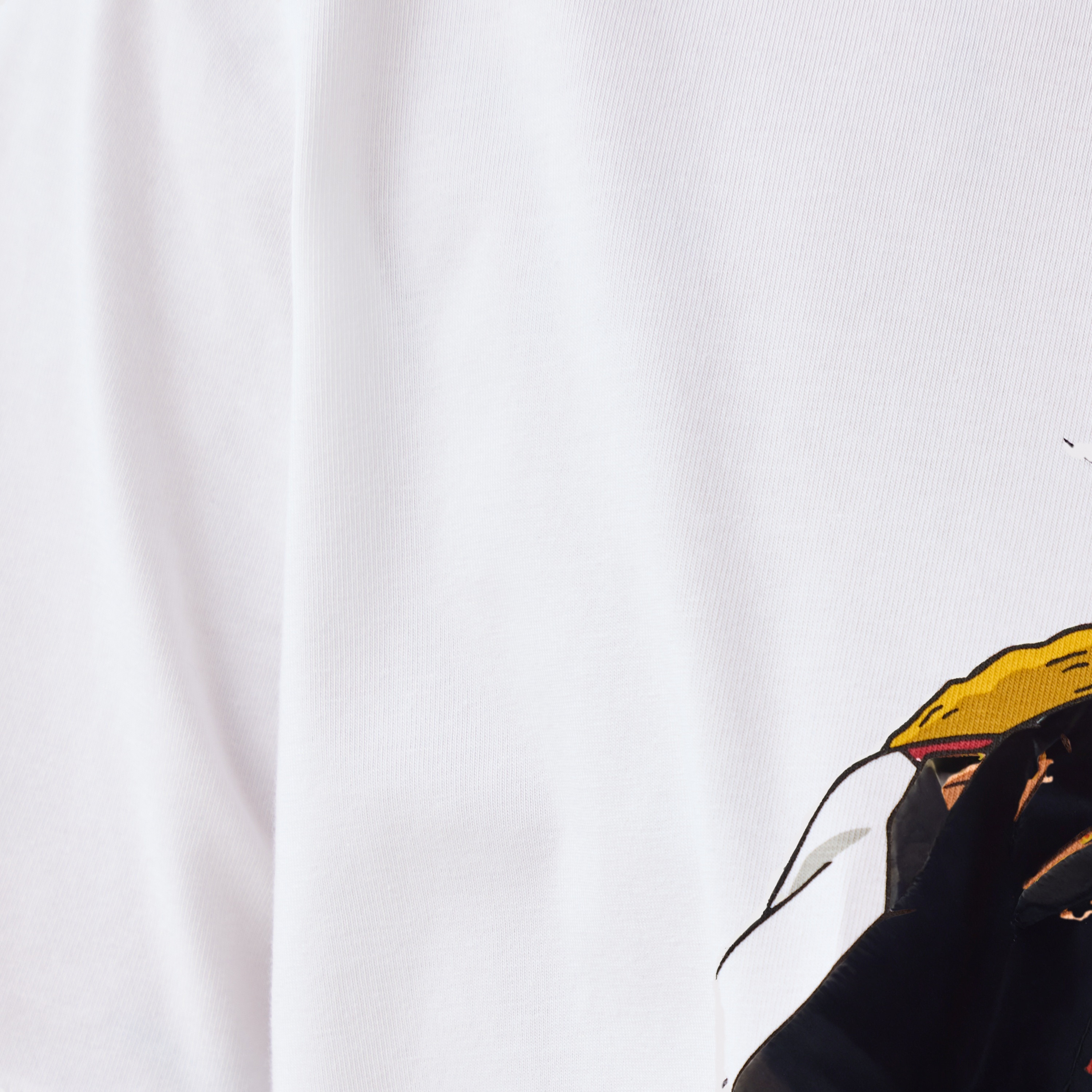 تيشيرت بقصّة عادية وطبعات ون بيس-men-clothing-tshirtsandpolos-tshirts-image-5