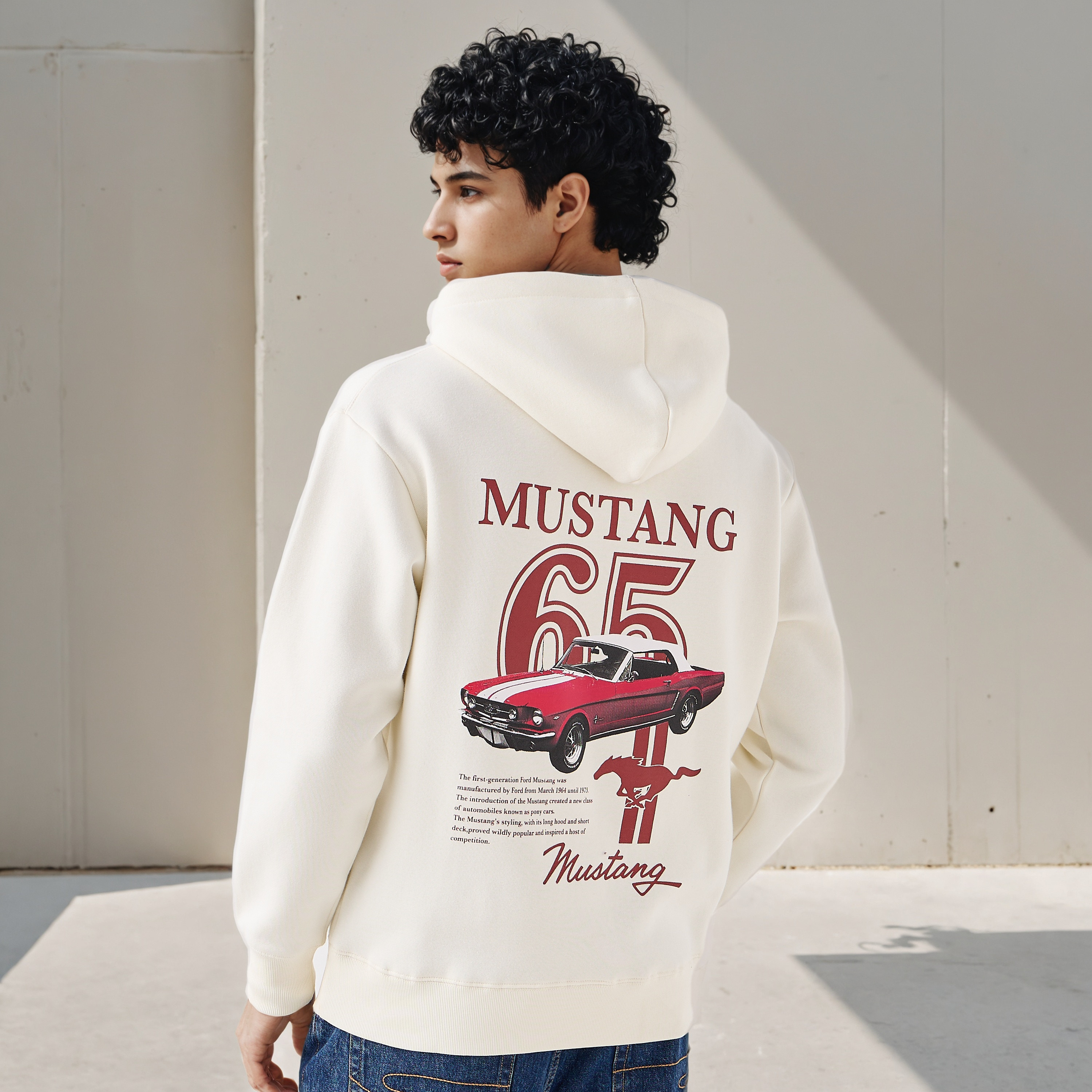 Men Oversized Mustang Print Hoodie-men-winterwear-hoodiesandsweatshirts-image-1