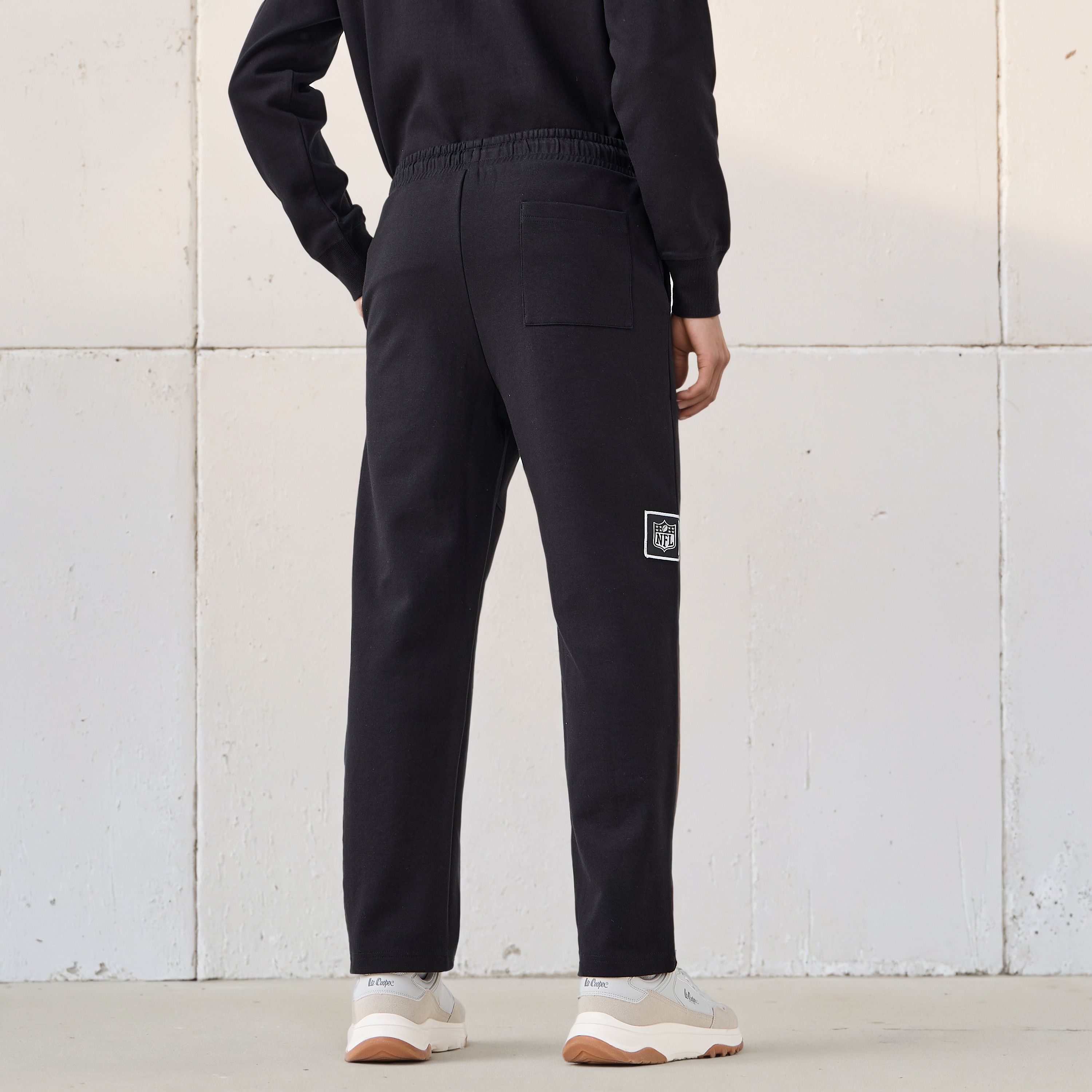 Las Vegas Raiders NFL Men Regular Fit Flexi Waist Track Pants-men-clothing-bottoms-joggers-image-3