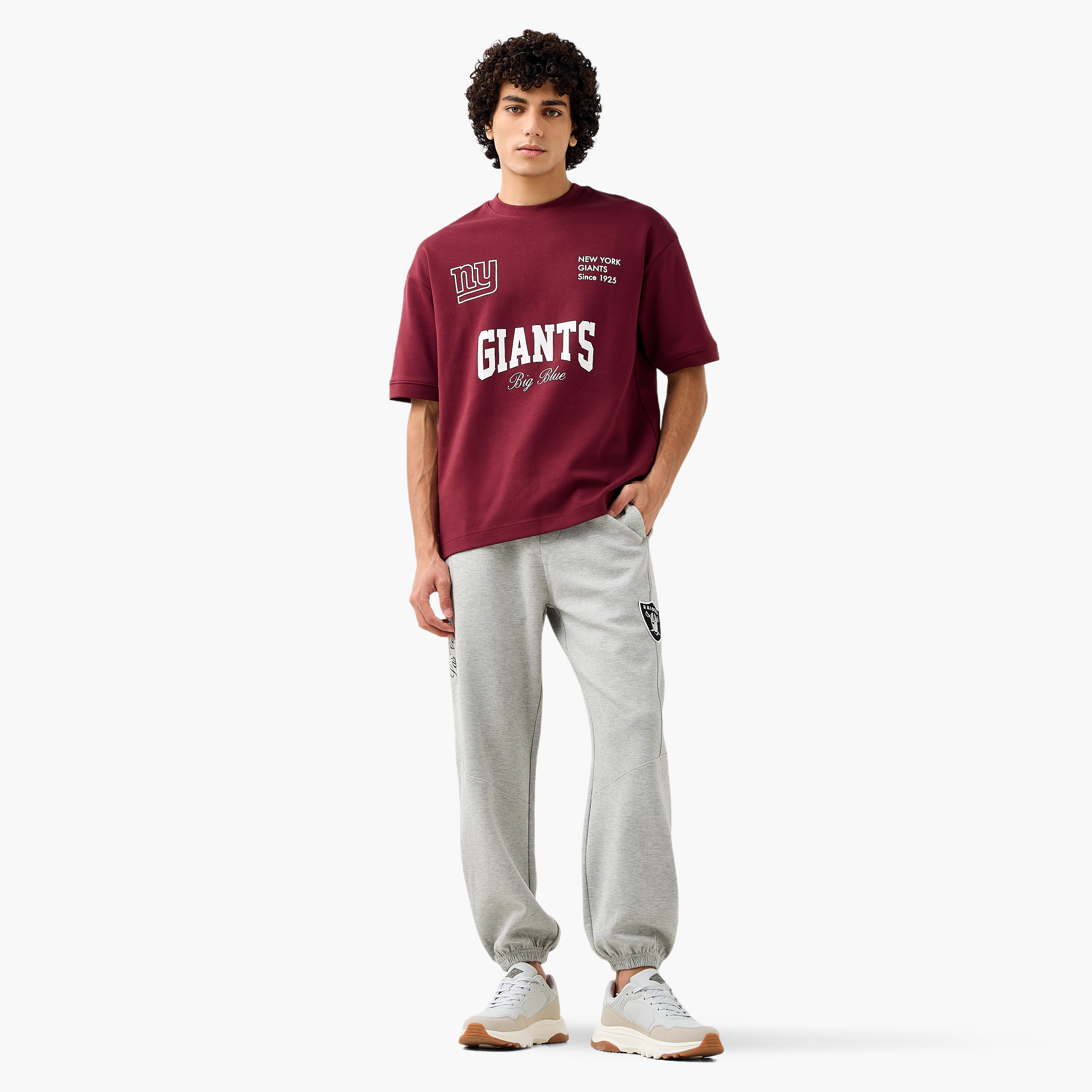 New York Giants NFL Men Relaxed Fit Crew Neck Short Sleeves T-shirt-men-clothing-tshirtsandpolos-tshirts-image-2