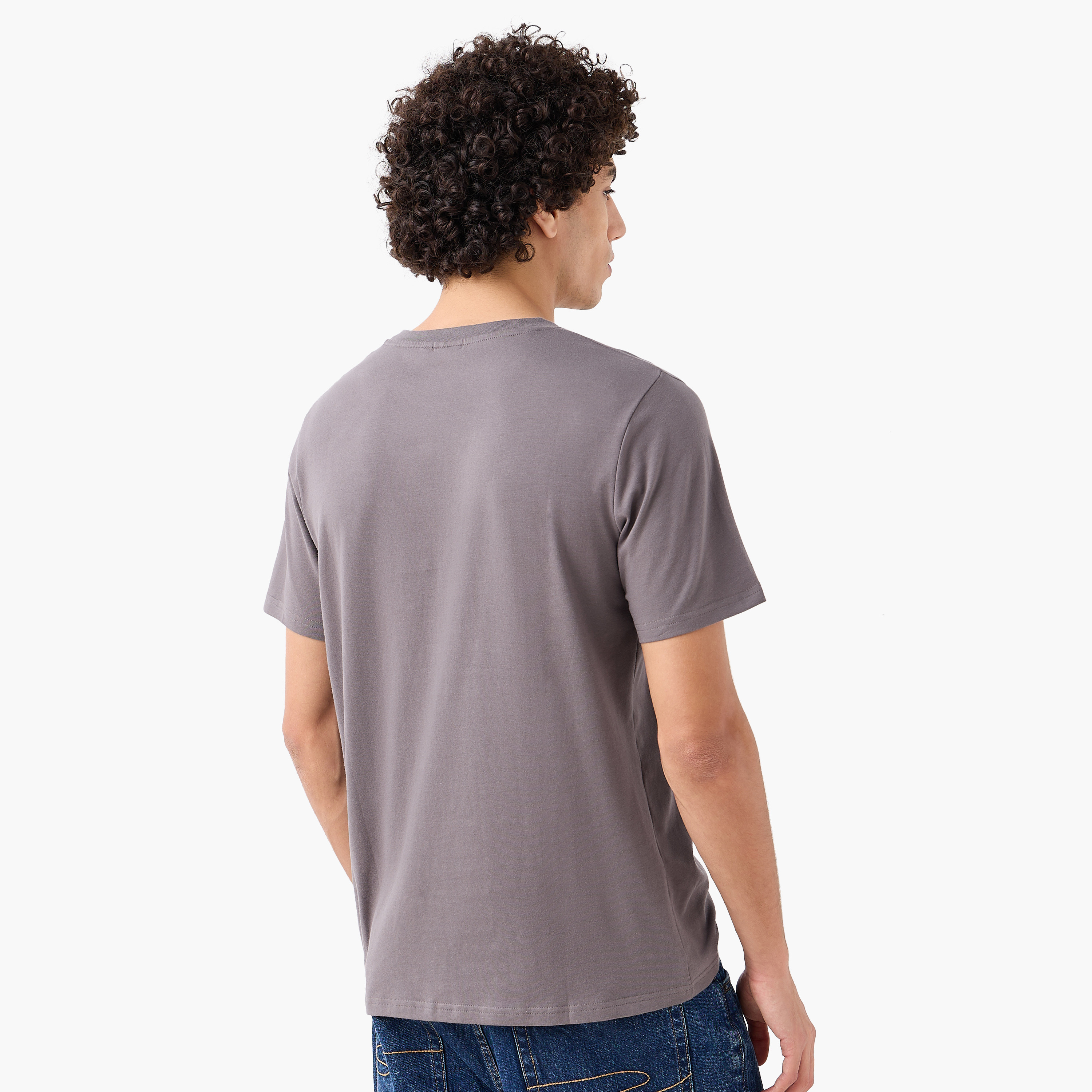 تيشيرت بقصة عادية وياقة مستديرة وأكمام قصيرة بطبعات فاست آند فيوريوس للرجال-men-clothing-tshirtsandpolos-tshirts-image-3