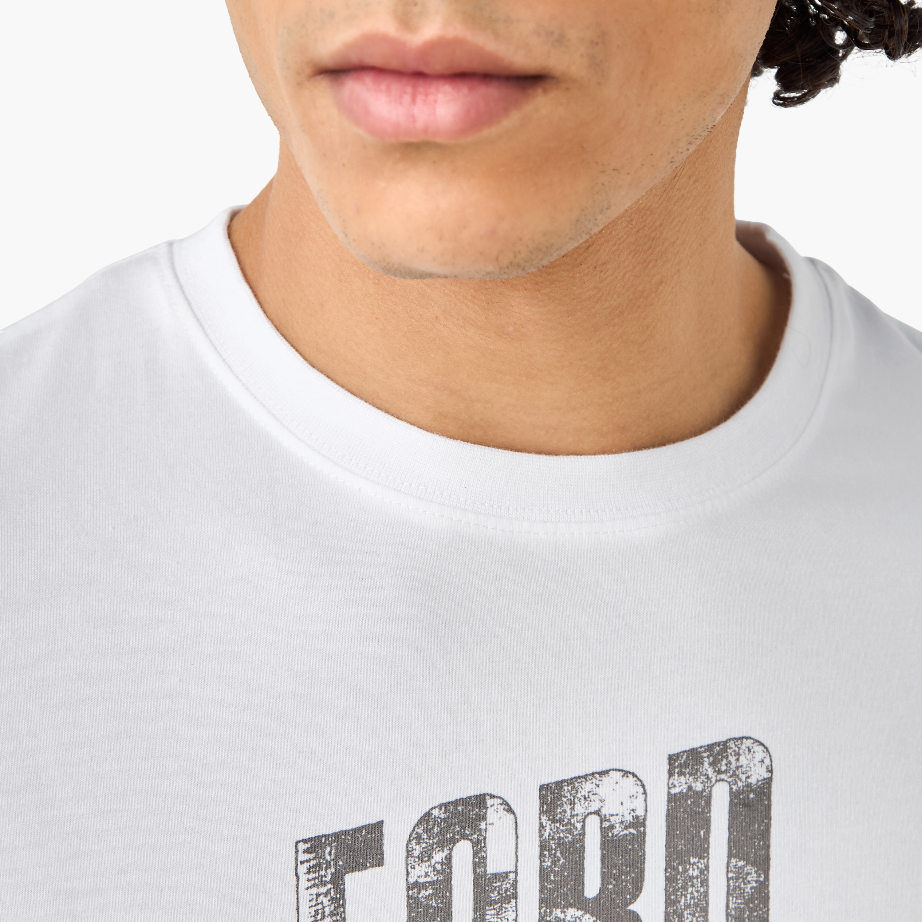 Ford Mustang Men Regular Fit Crew Neck Short Sleeves T-shirt-men-clothing-tshirtsandpolos-tshirts-image-3
