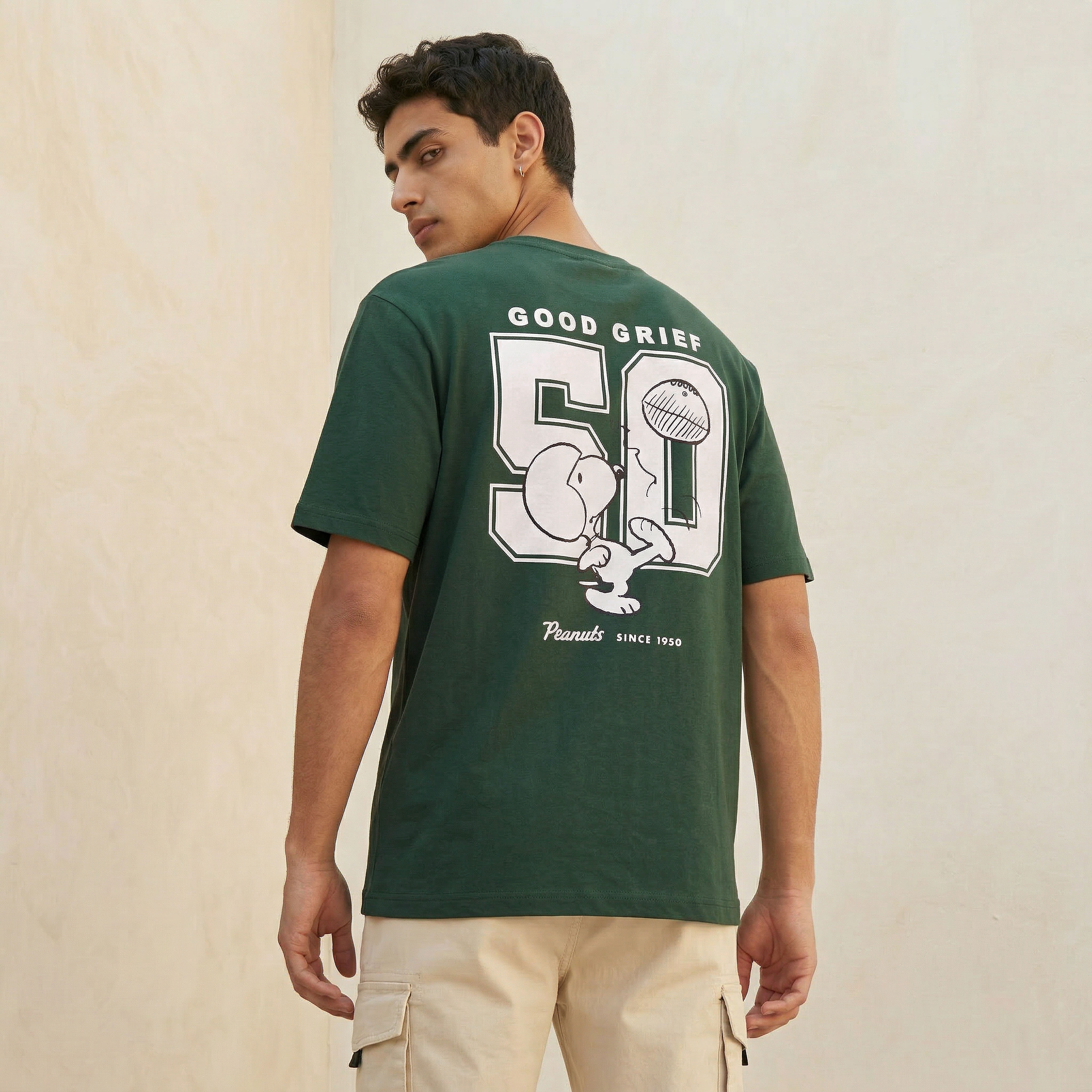 Men Regular Fit Crew Neck Short Sleeves Peanuts Print T-shirt-PROMO_SP_QAT_1_BUY2FORQAR59_130625-image-1