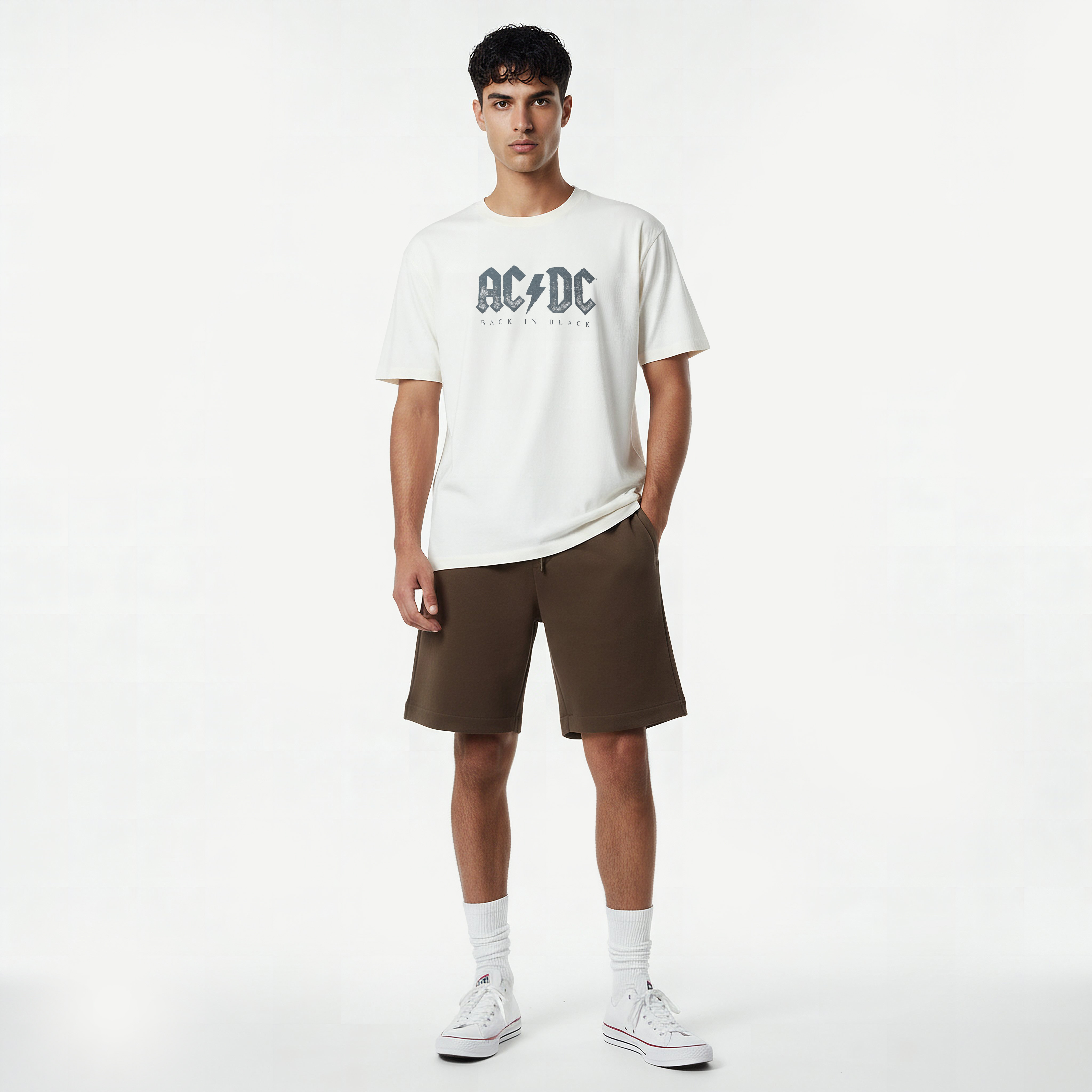 تيشيرت ACDC رجالي بقصة عادية ورقبة دائرية وأكمام قصيرة-men-clothing-tshirtsandpolos-tshirts-image-3