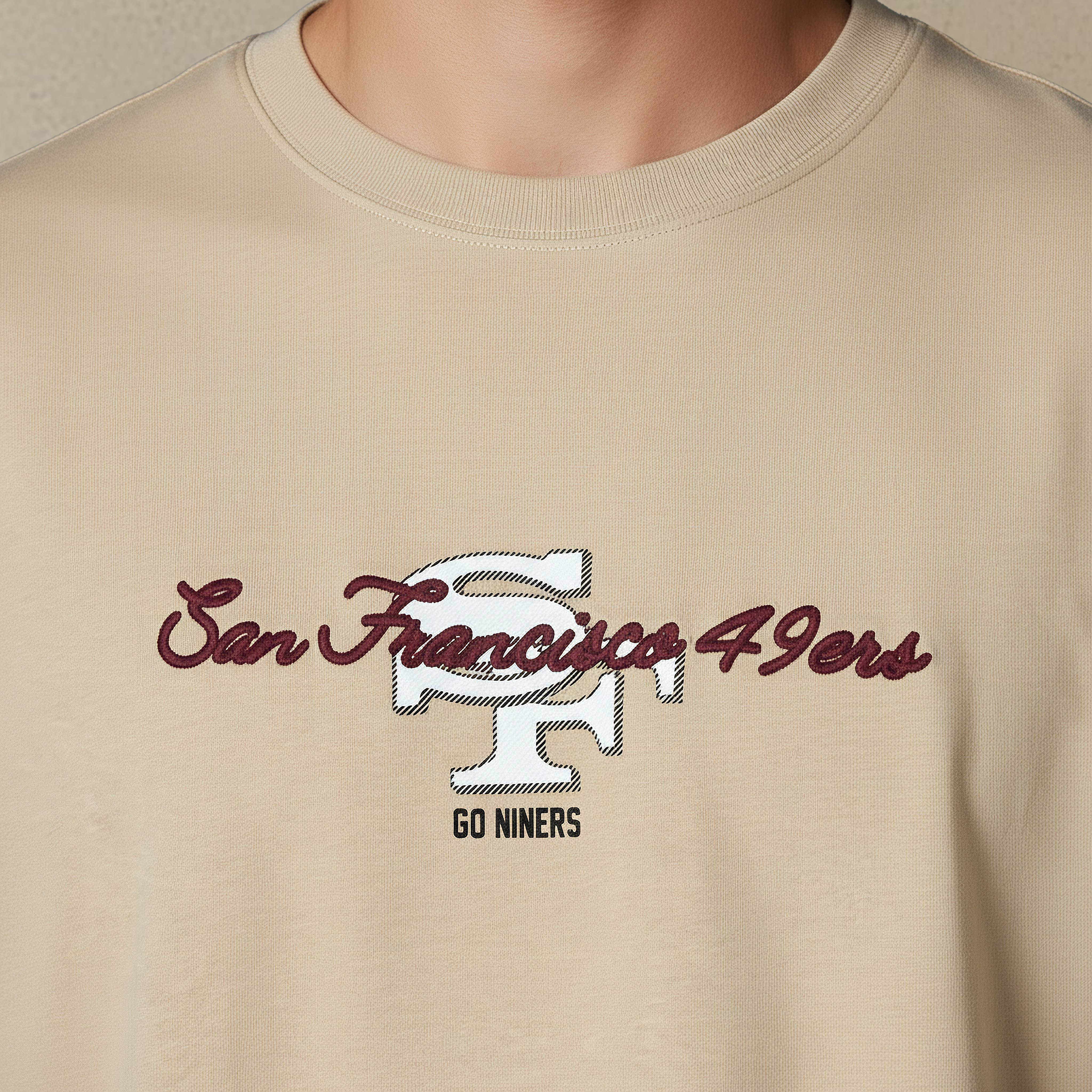 Green Bay Packers NFL Men Relaxed Fit Crew Neck Short Sleeves T-shirt-men-clothing-tshirtsandpolos-tshirts-image-4