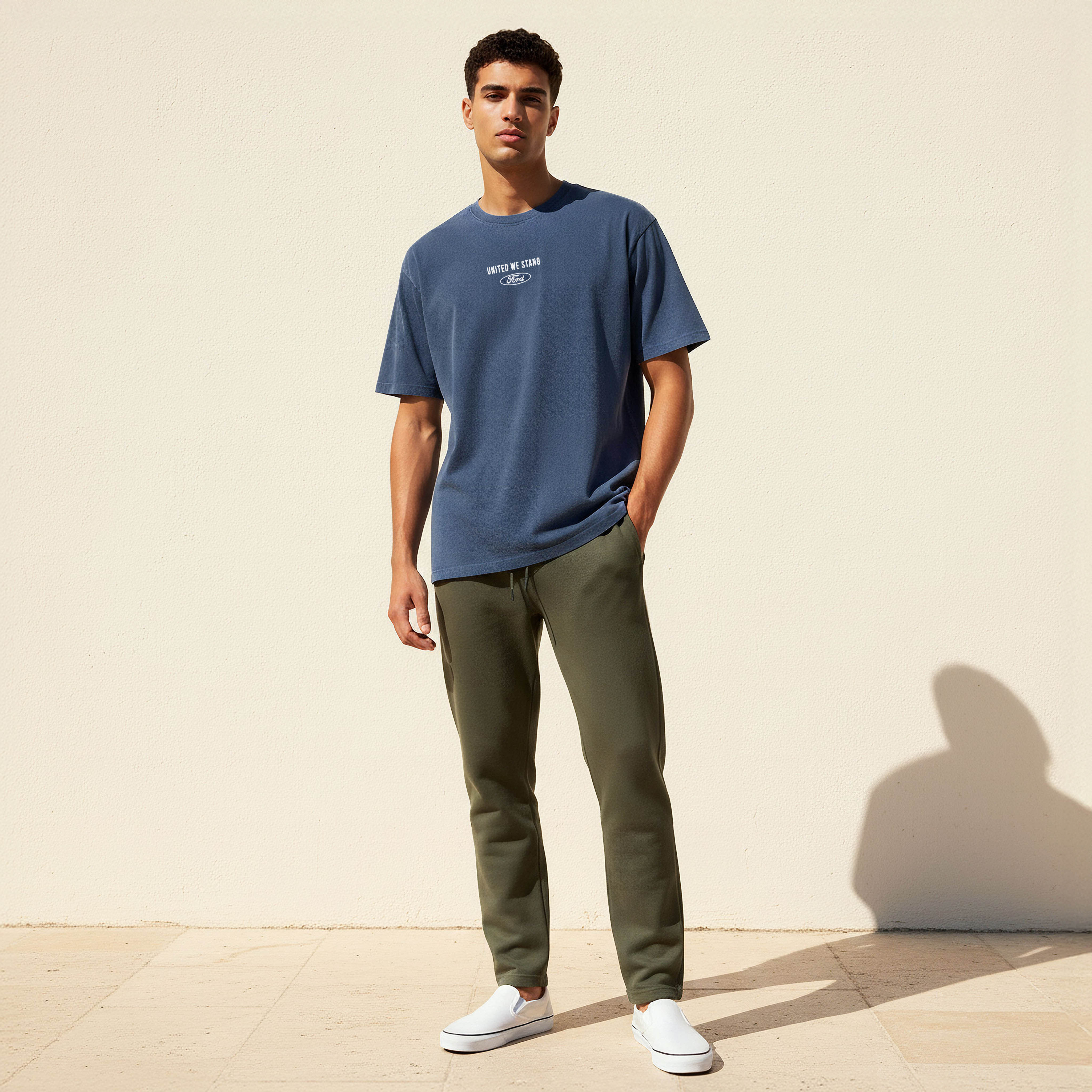 تيشيرت رجالي بطبعات فورد وقصة عادية وياقة ضيقة وأكمام قصيرة-men-clothing-tshirtsandpolos-tshirts-image-3