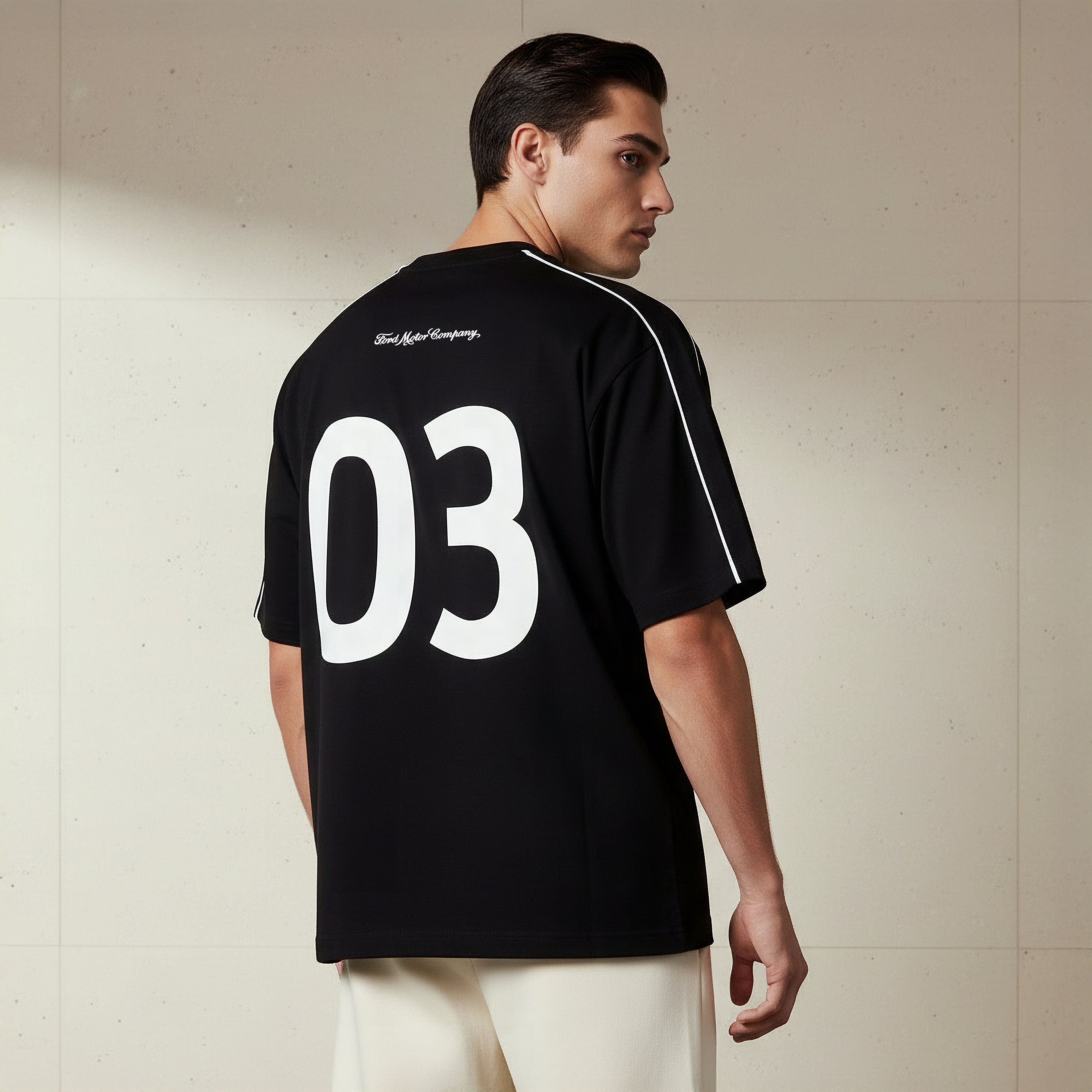 تيشيرت بقصة عادية وياقة ضيقة وأكمام قصيرة وطبعات للرجال-men-clothing-tshirtsandpolos-tshirts-image-3