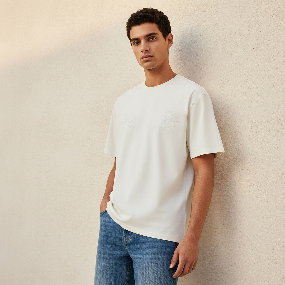 تيشيرت بياقة ضيقة وأكمام قصيرة وقصة عادية من باريس سان جيرمان-men-clothing-tshirtsandpolos-tshirts-image-1