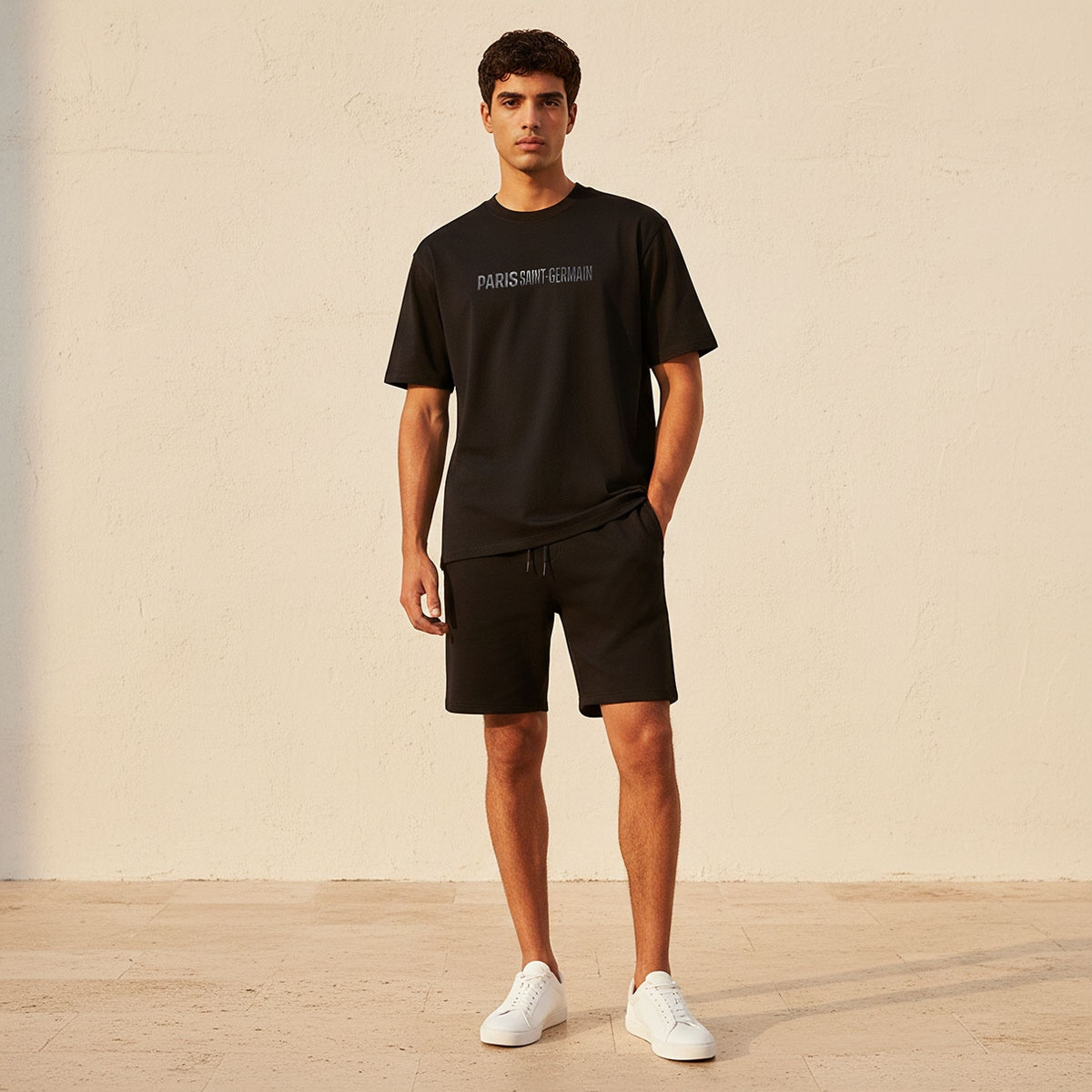 تيشيرت بياقة ضيقة وأكمام قصيرة وقصة عادية من باريس سان جيرمان-men-clothing-tshirtsandpolos-tshirts-image-3