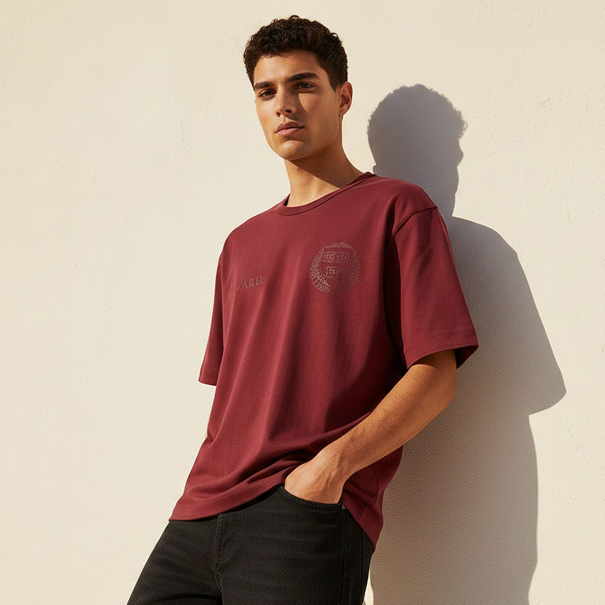 تيشيرت هارفارد بياقة ضيقة وأكمام قصيرة وقصة عادية-men-clothing-tshirtsandpolos-tshirts-image-1