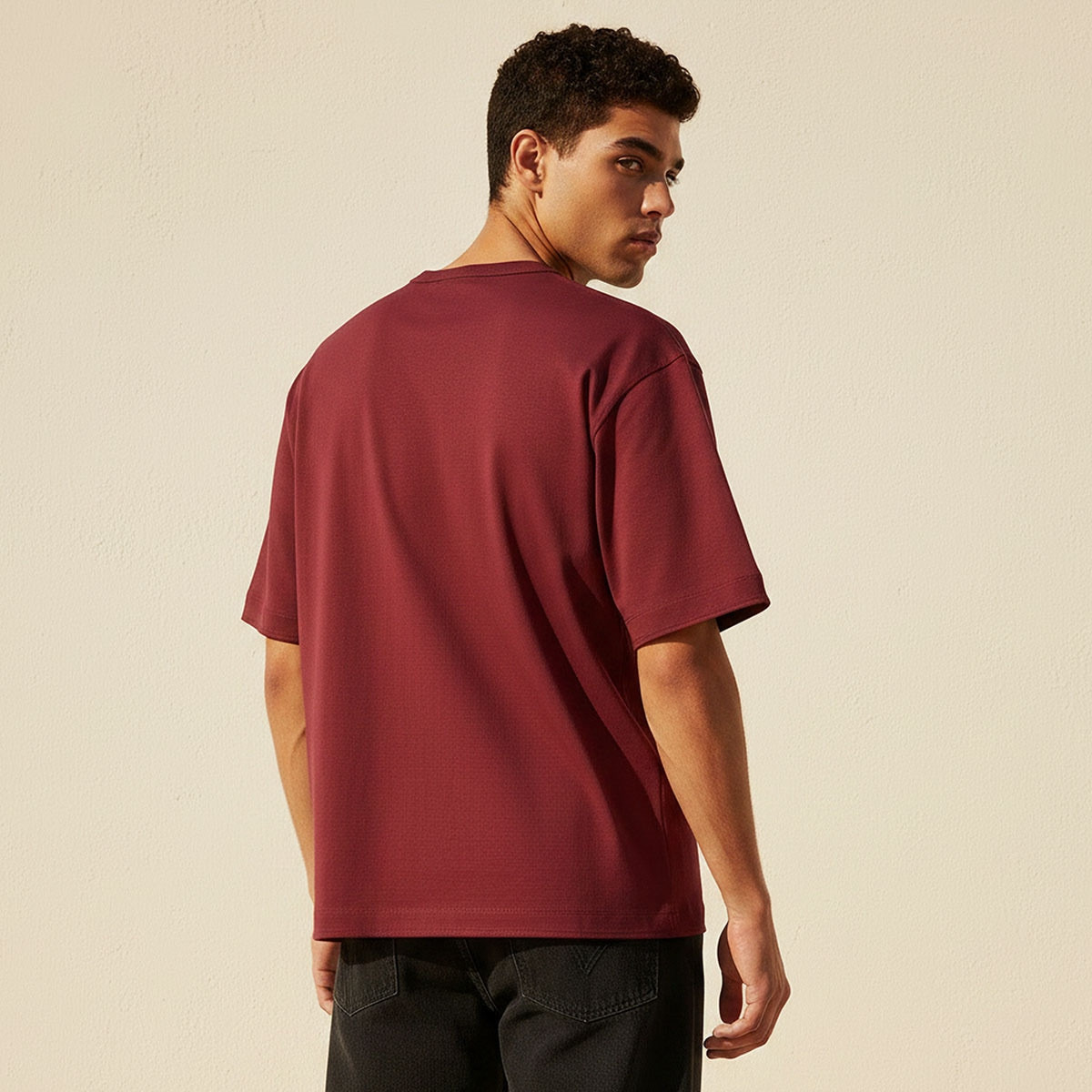 تيشيرت هارفارد بياقة ضيقة وأكمام قصيرة وقصة عادية-men-clothing-tshirtsandpolos-tshirts-image-4