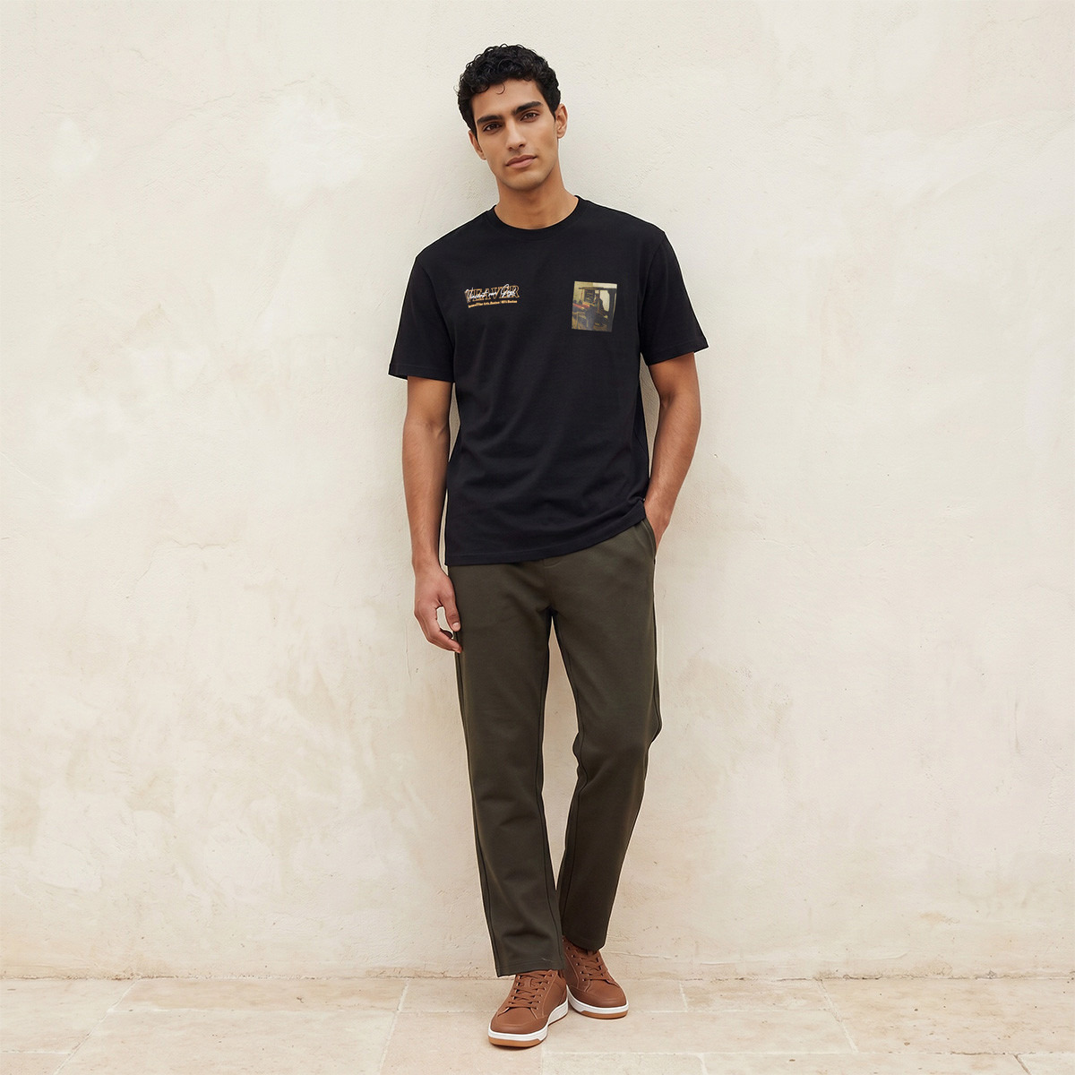 Vincent Van Gogh Regular Fit Crew Neck Graphic Print T-shirt-men-clothing-tshirtsandpolos-tshirts-image-3