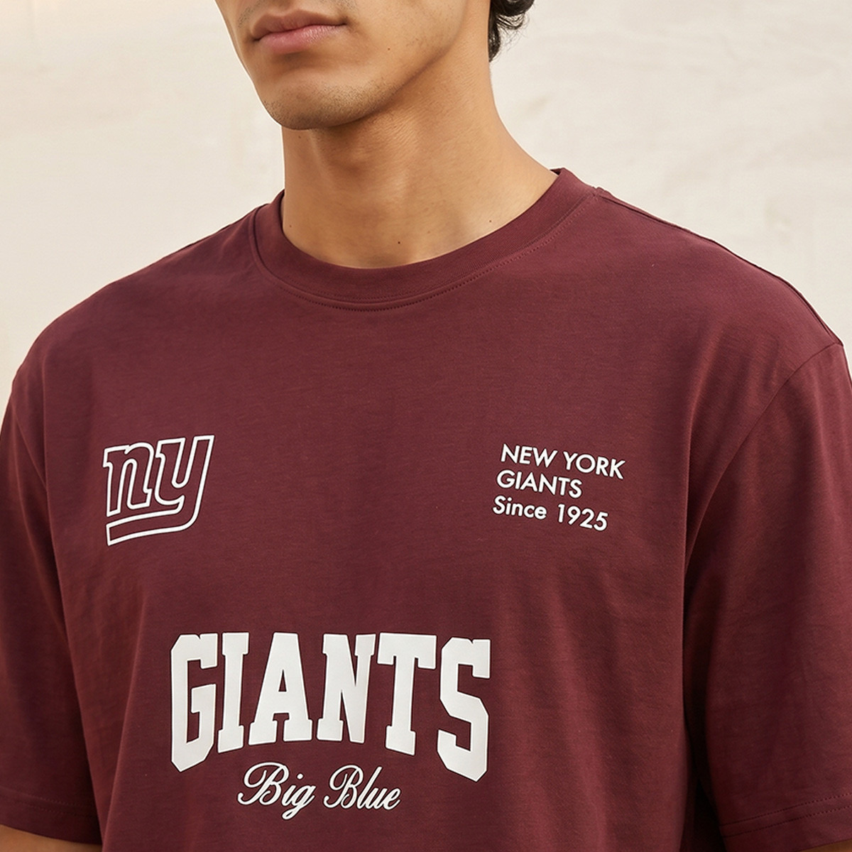 تيشيرت نيويورك جاينتس بياقة ضيقة وأكمام قصيرة-men-clothing-tshirtsandpolos-tshirts-image-5
