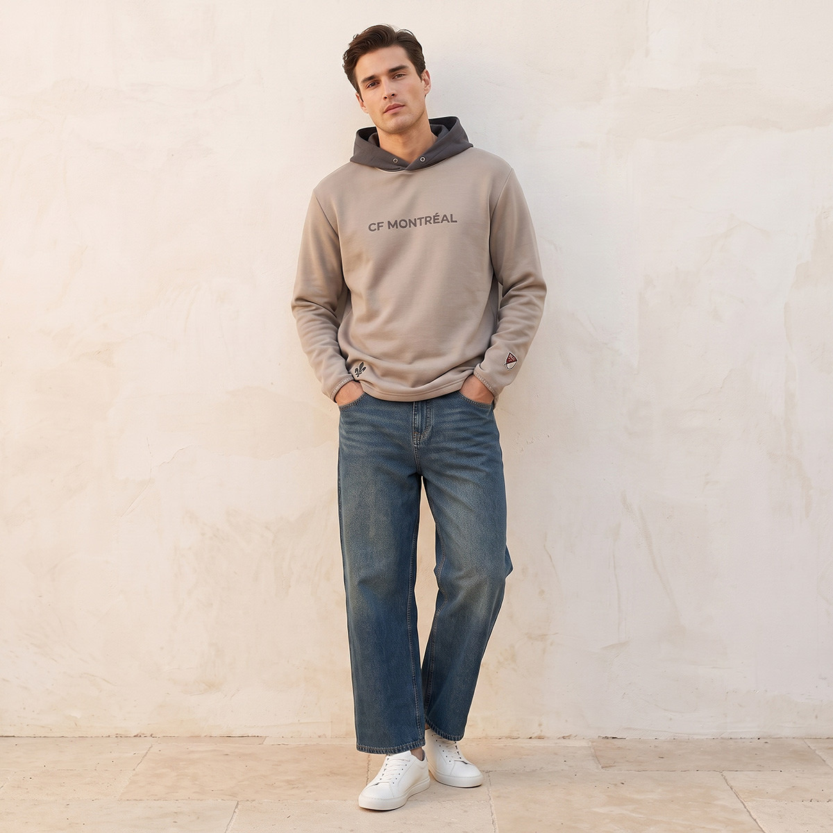 سويت شيرت بقبعة وطبعات سي إف مونتريال-men-winterwear-hoodiesandsweatshirts-image-2