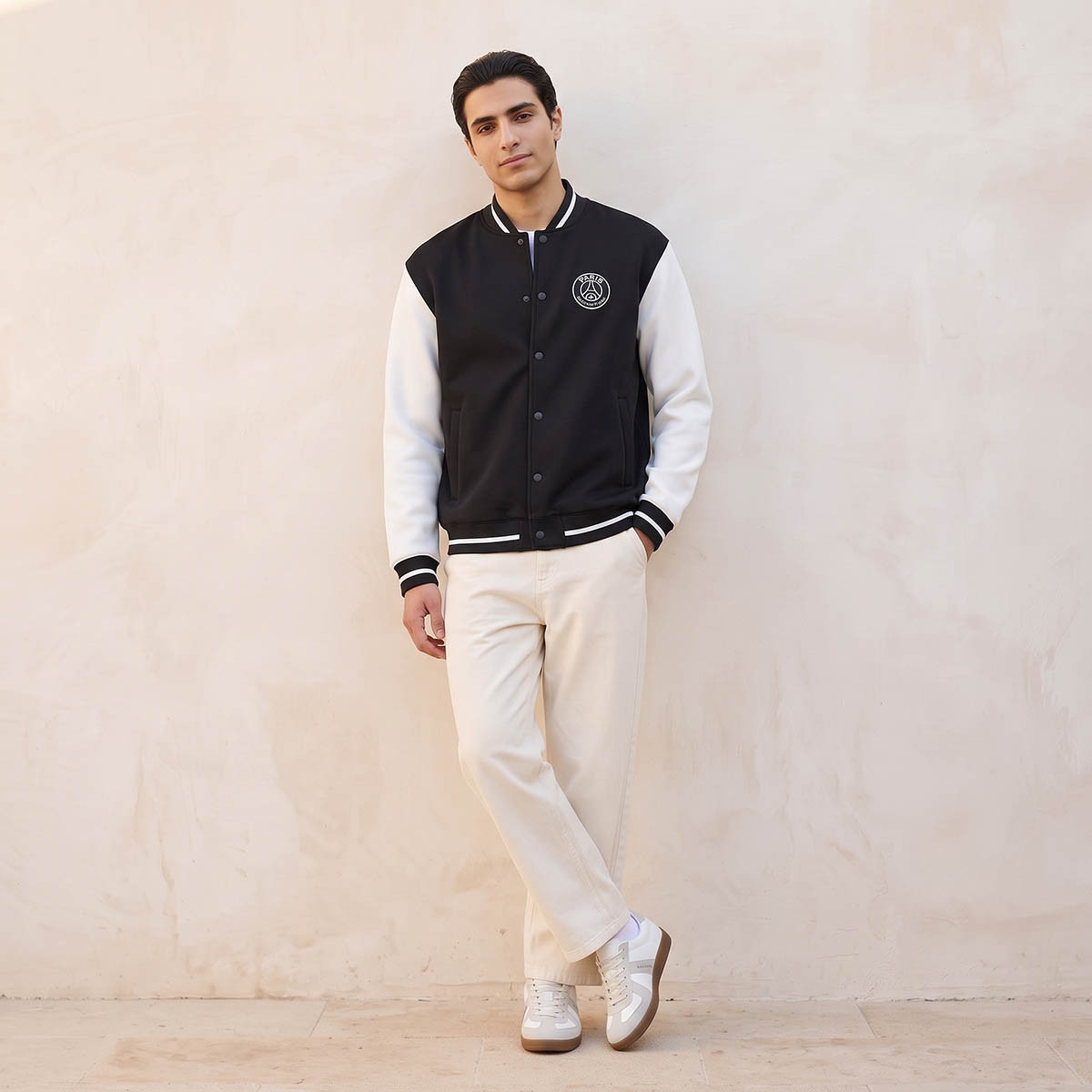 جاكيت منفوخ بازرار إغلاق وطبعات-men-clothing-jacketsandblazers-jackets-image-3