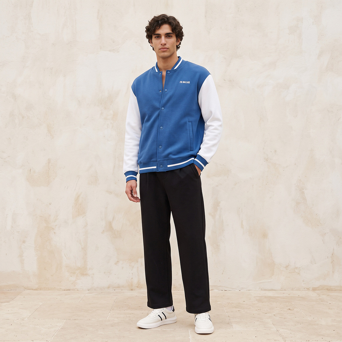 جاكيت بومبر بطبعات وواجهة بأزرار-men-clothing-jacketsandblazers-jackets-image-3