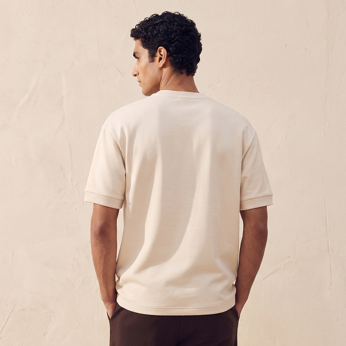 تيشيرت قطن بياقة ضيقة وقصة عادية من جرين باي باكرز-men-clothing-tshirtsandpolos-tshirts-image-3