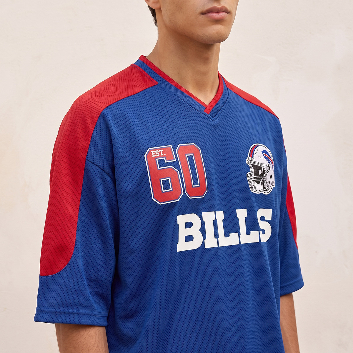 Buffalo Bills Regular Fit V-neck T-shirt-men-clothing-tshirtsandpolos-tshirts-image-4