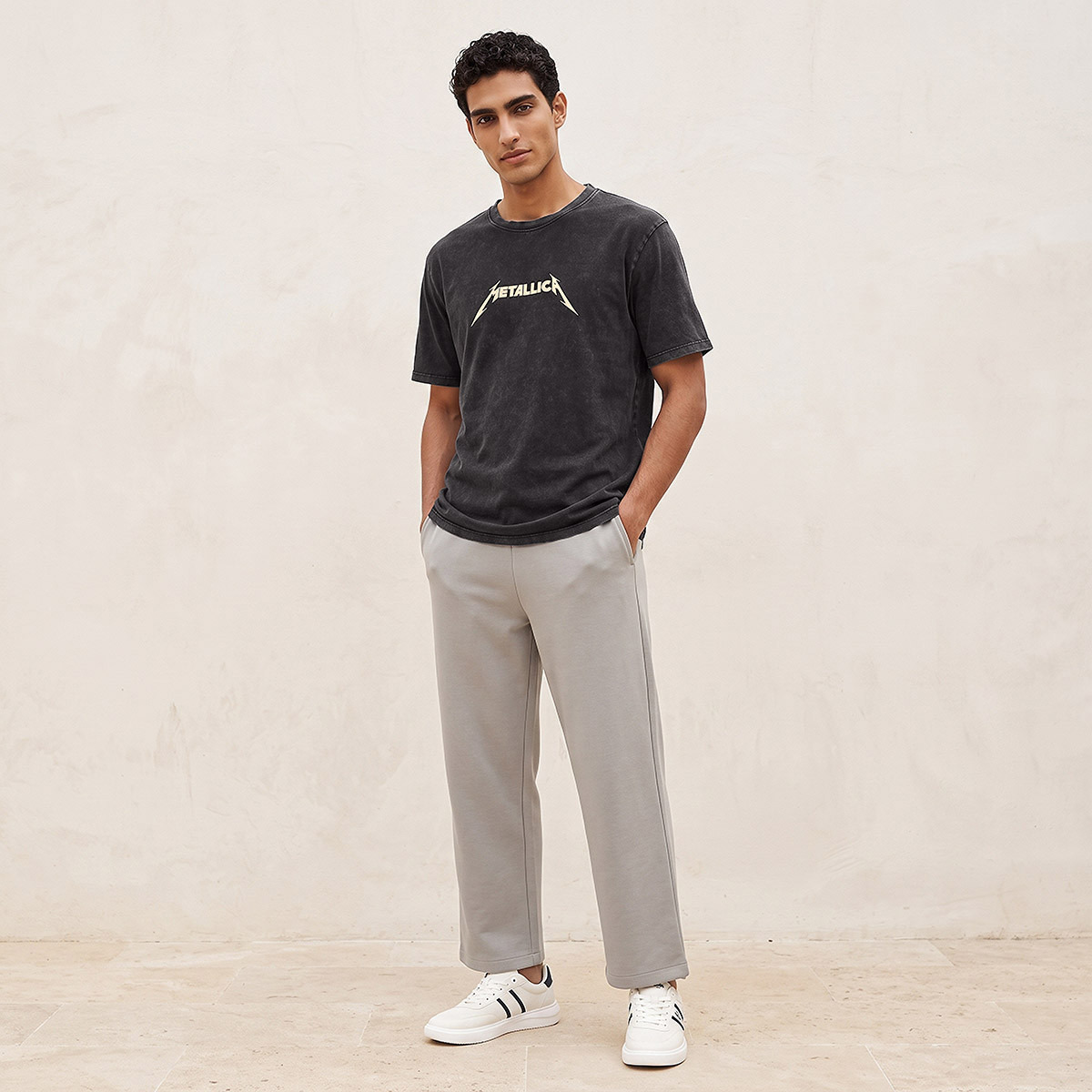 Metallica Relaxed Fit Crew Neck Short Sleeves T-shirt-men-clothing-tshirtsandpolos-tshirts-image-3