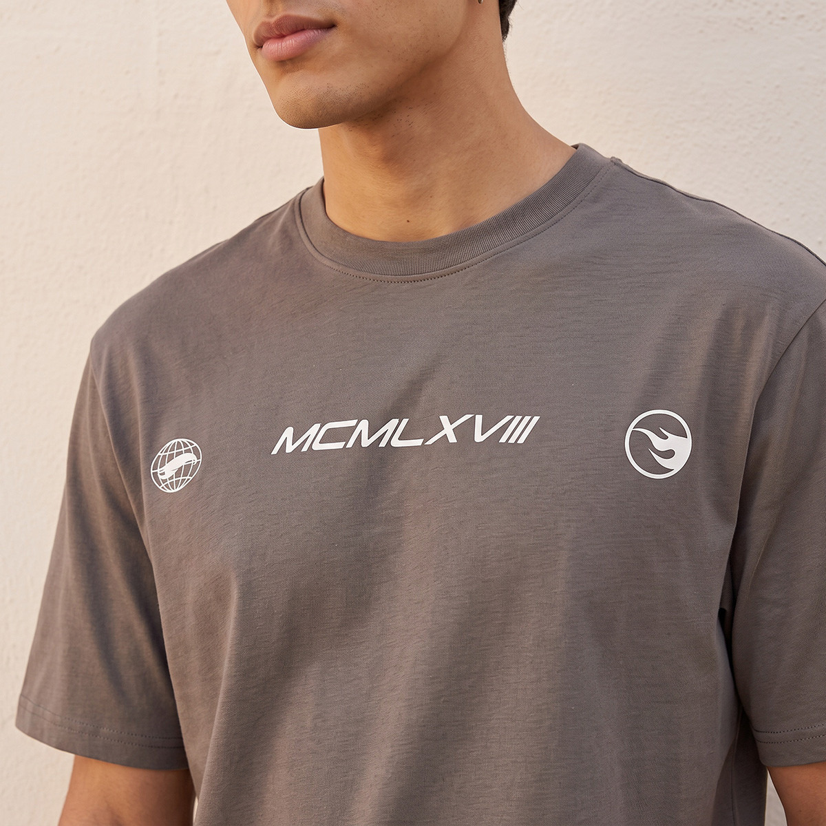 Hot Wheels Crew Neck T-shirt-men-clothing-tshirtsandpolos-tshirts-image-4