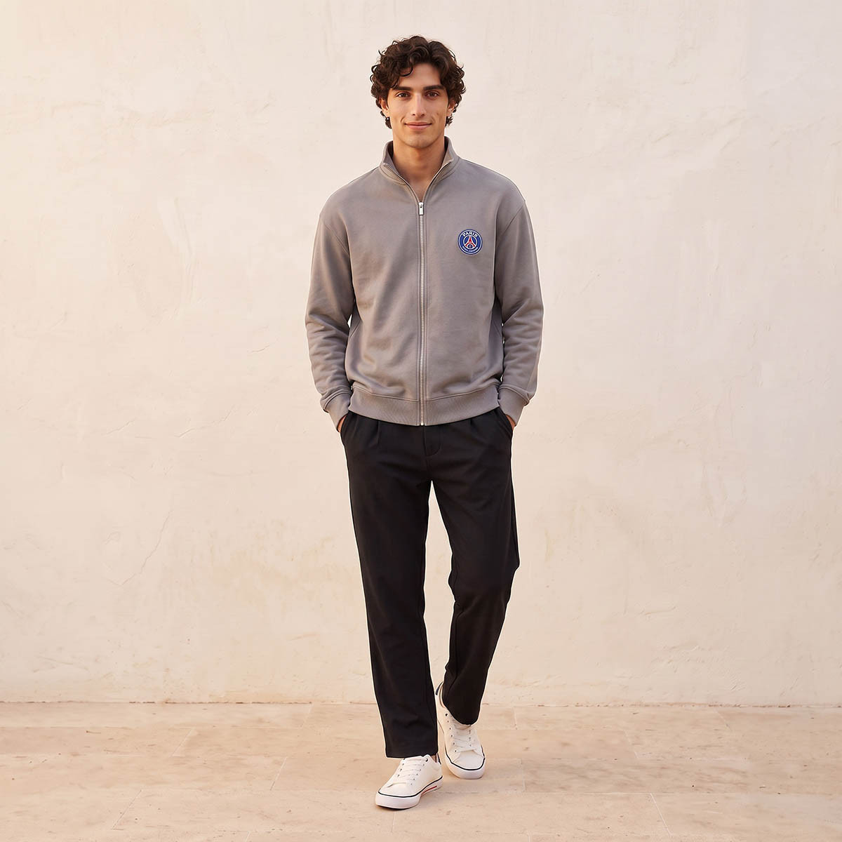 سويت شيرت بنصف سحاب وطبعات-men-winterwear-hoodiesandsweatshirts-image-3