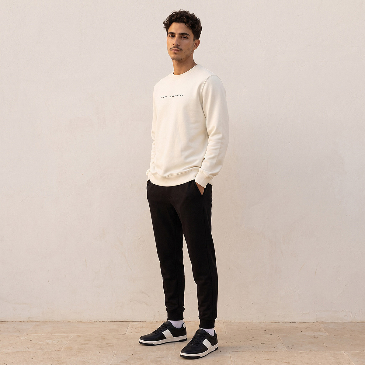 Graphic Print Sweatshirt-men-winterwear-hoodiesandsweatshirts-image-3